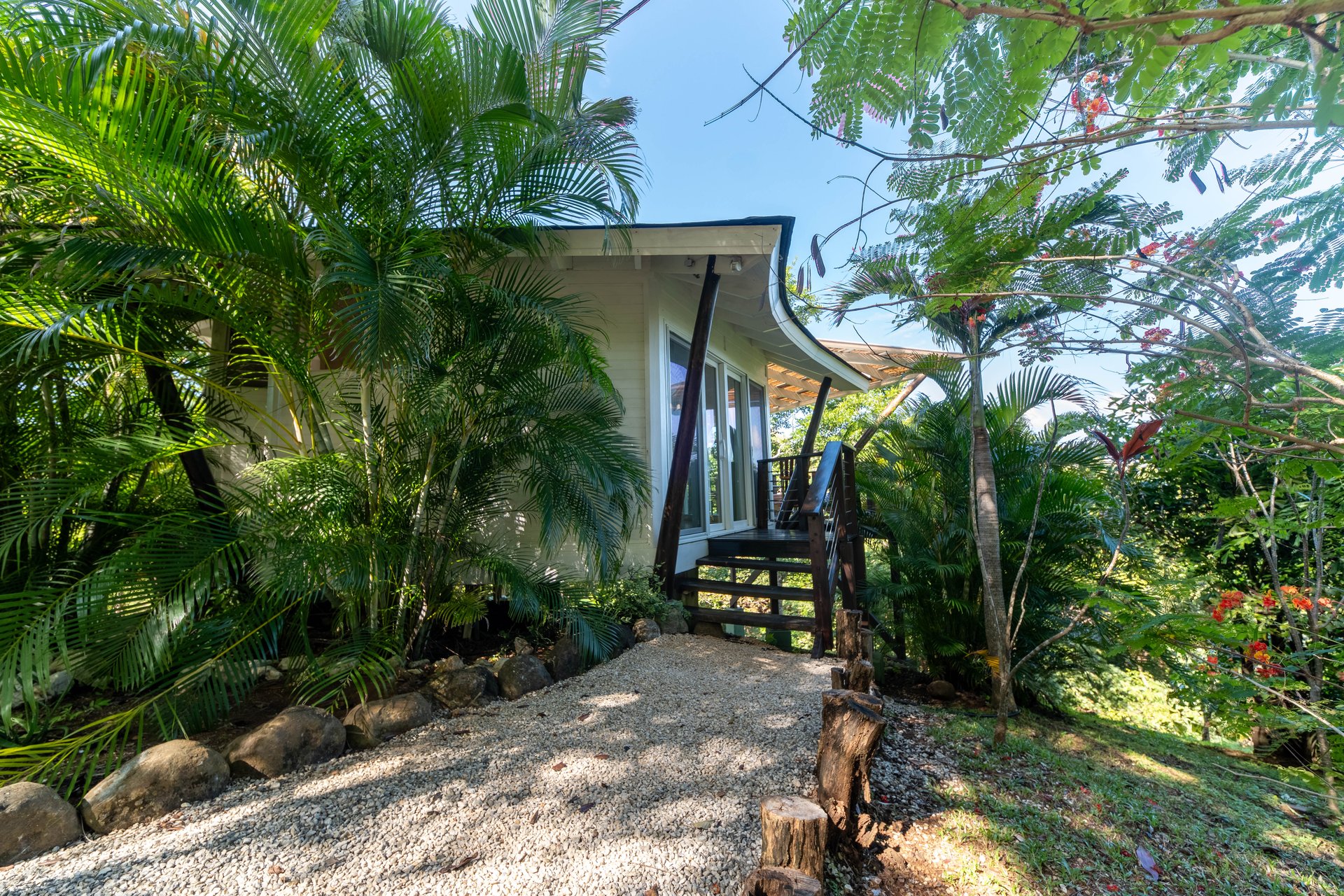 Mikado Natural Lodge | Turnkey Eco Lodge with Ocean Views & Expansion Potential in Guanacaste
