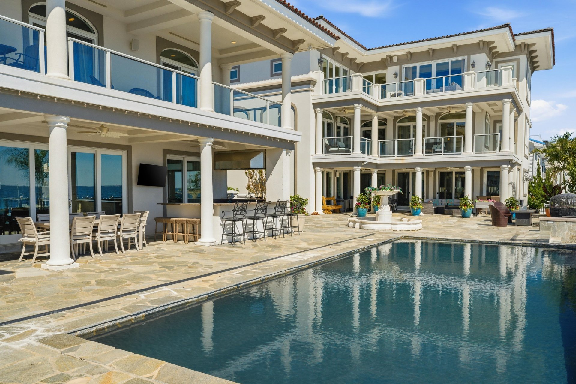 3331-3333 LONG POINT DRIVE