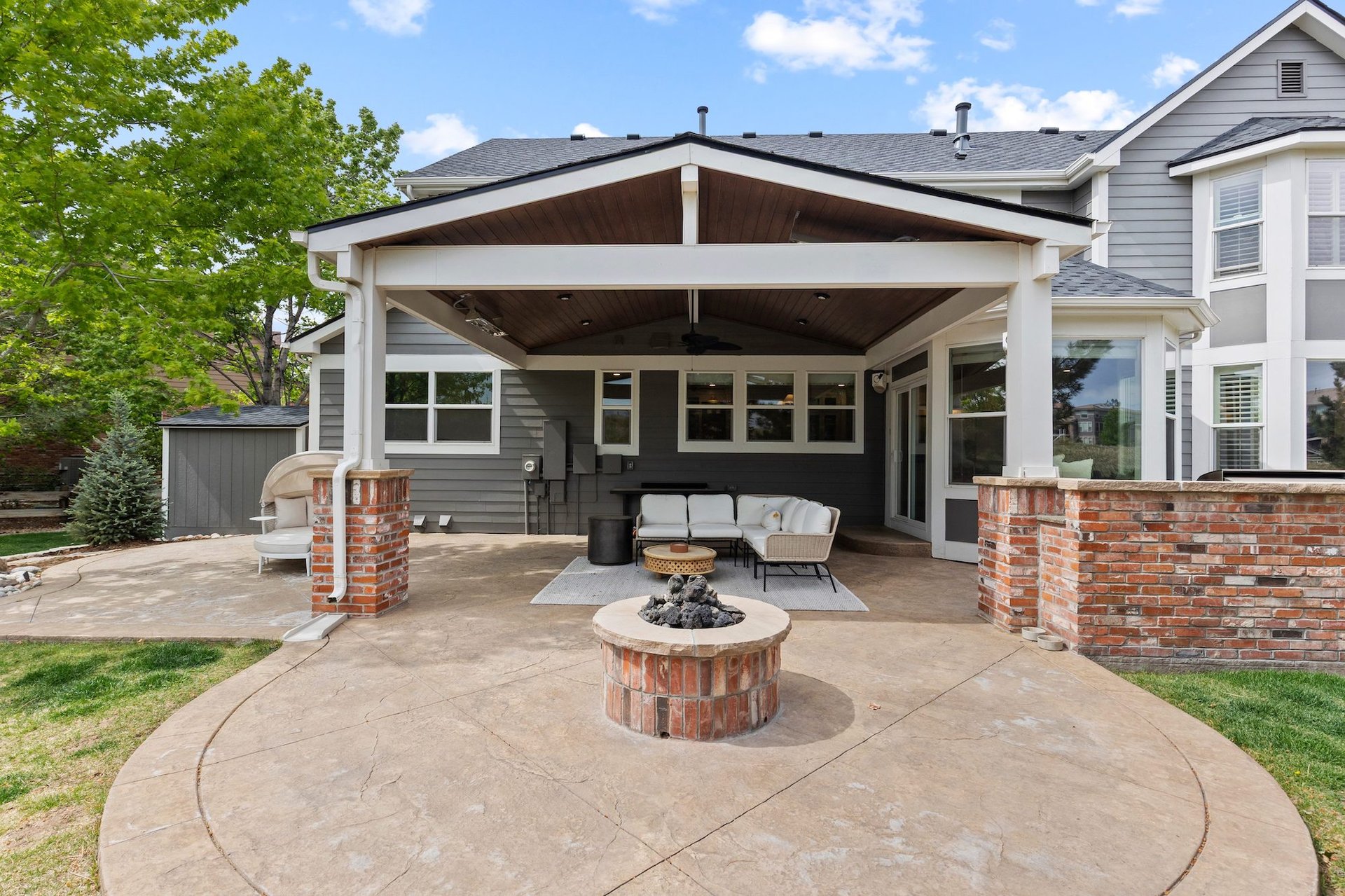 10660 Weathersfield Court