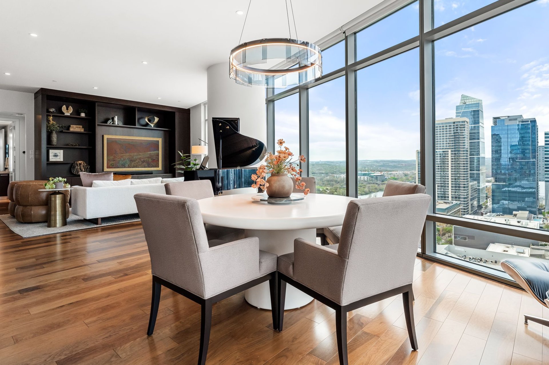 200 Congress Avenue #21E