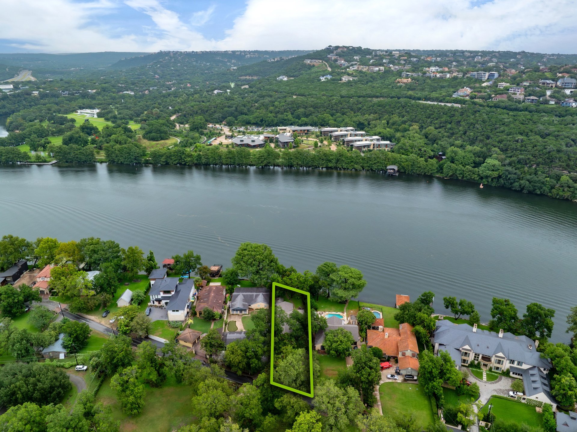 Westlake Waterfront Bungalow
