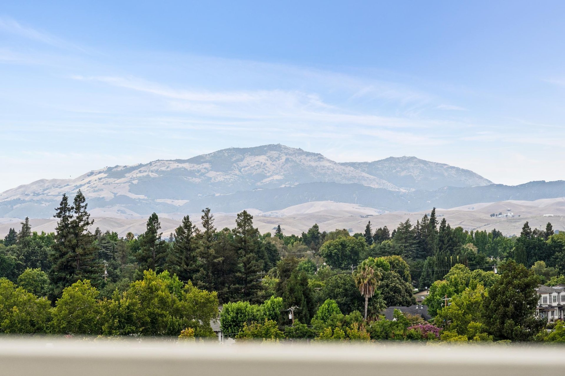 5075 Monaco Dr.