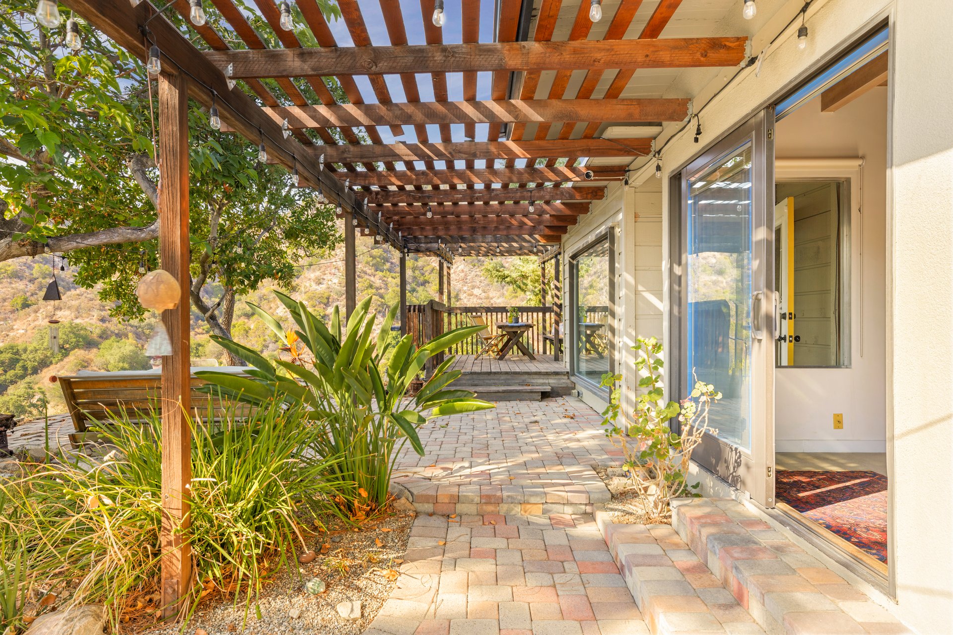 6211 Gyral Dr