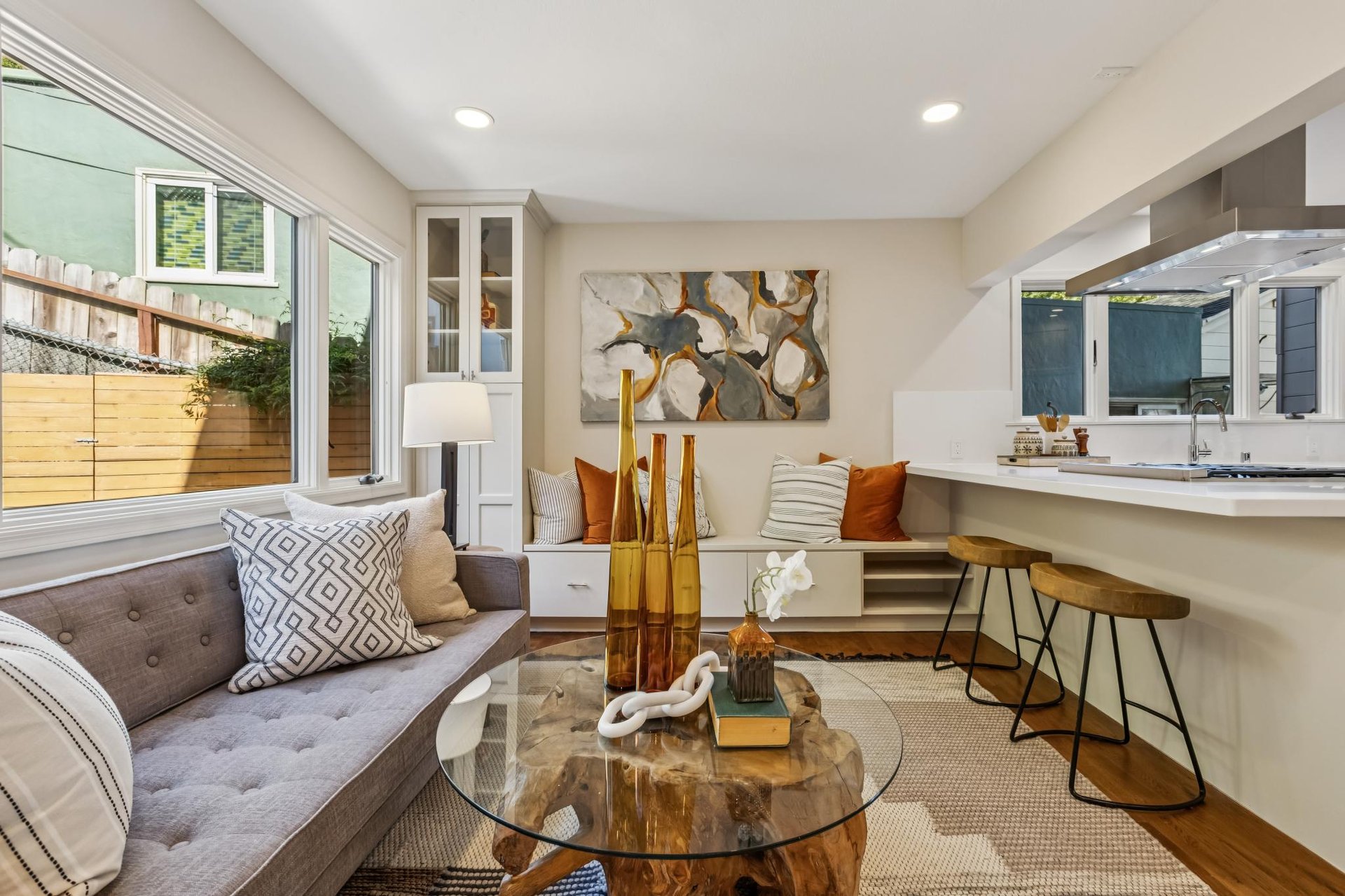 34 Dorantes Avenue