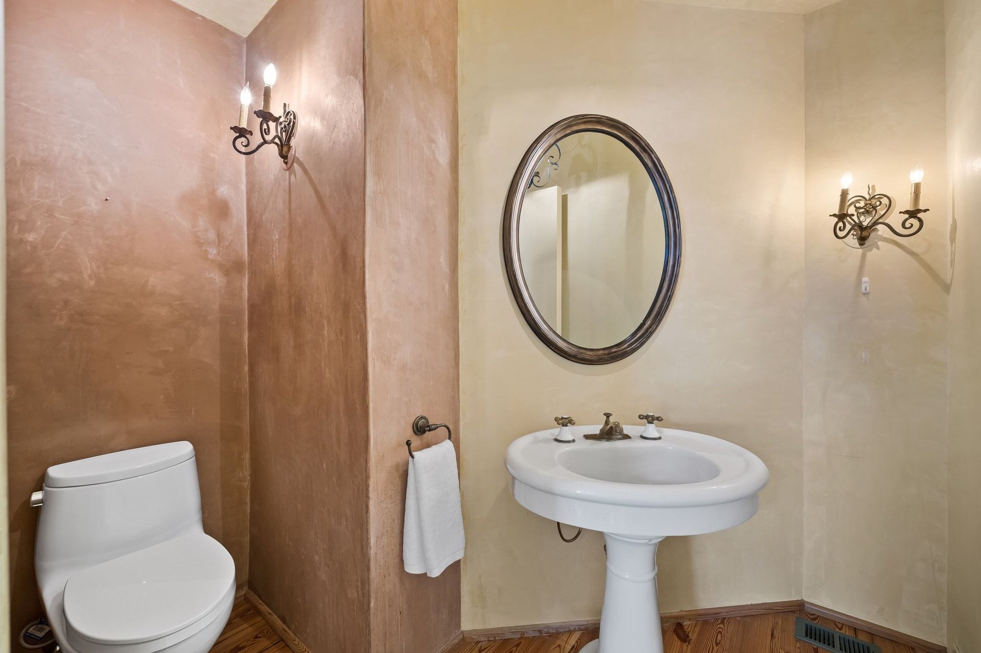14721 Bear Creek Pass