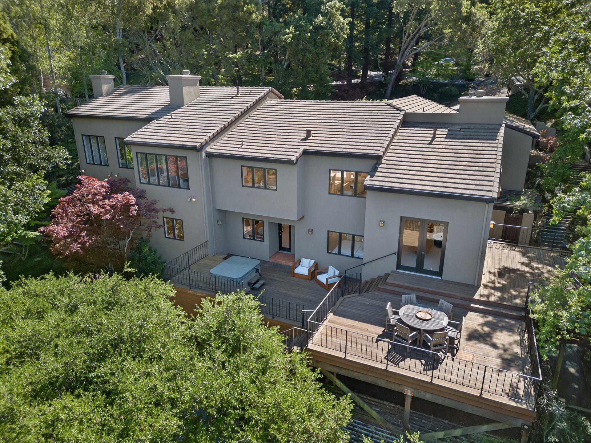 25 Wood Acres Ct