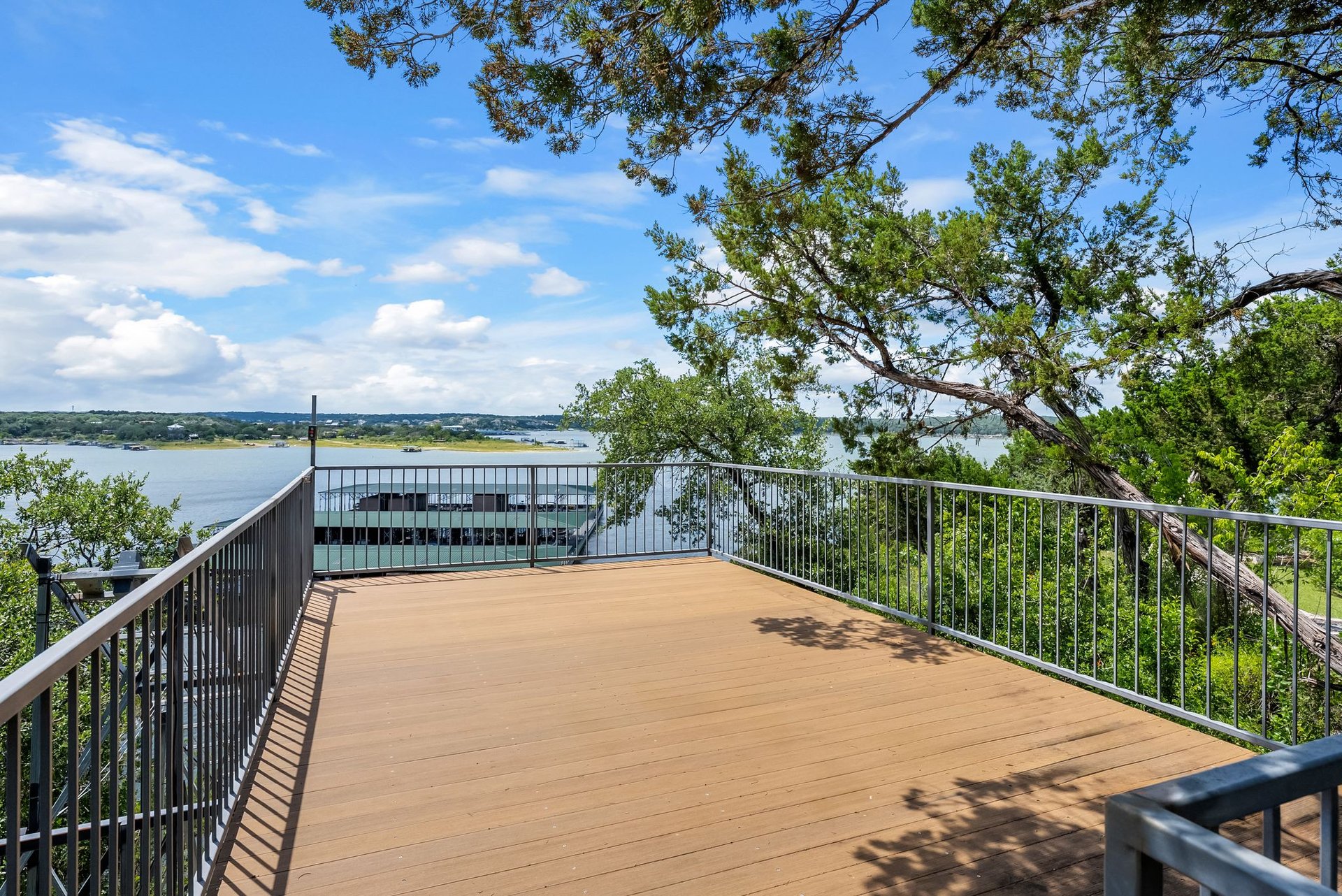 203 Bella Riva Dr
