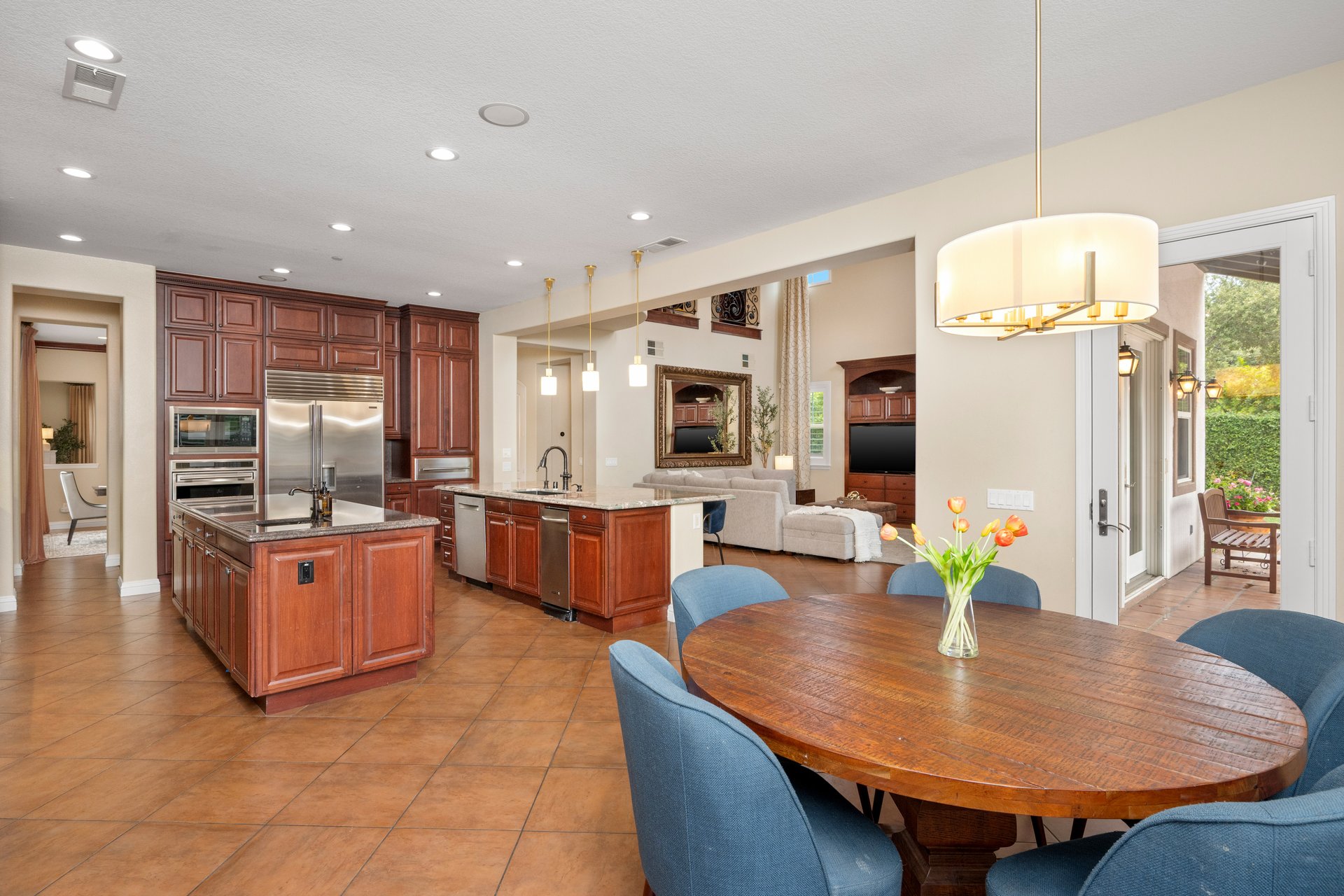 4394 Hiwassee