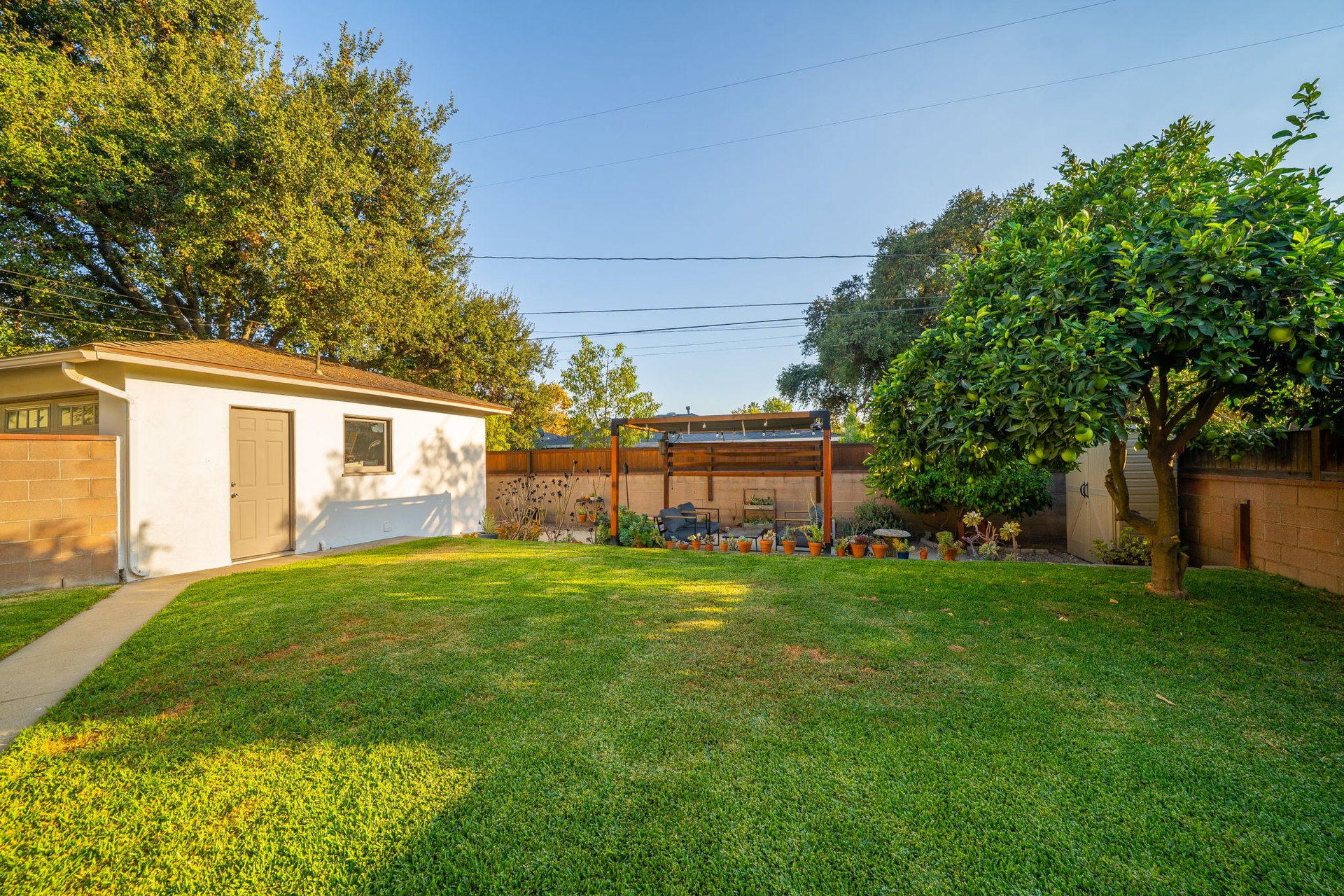 226 E Villanova