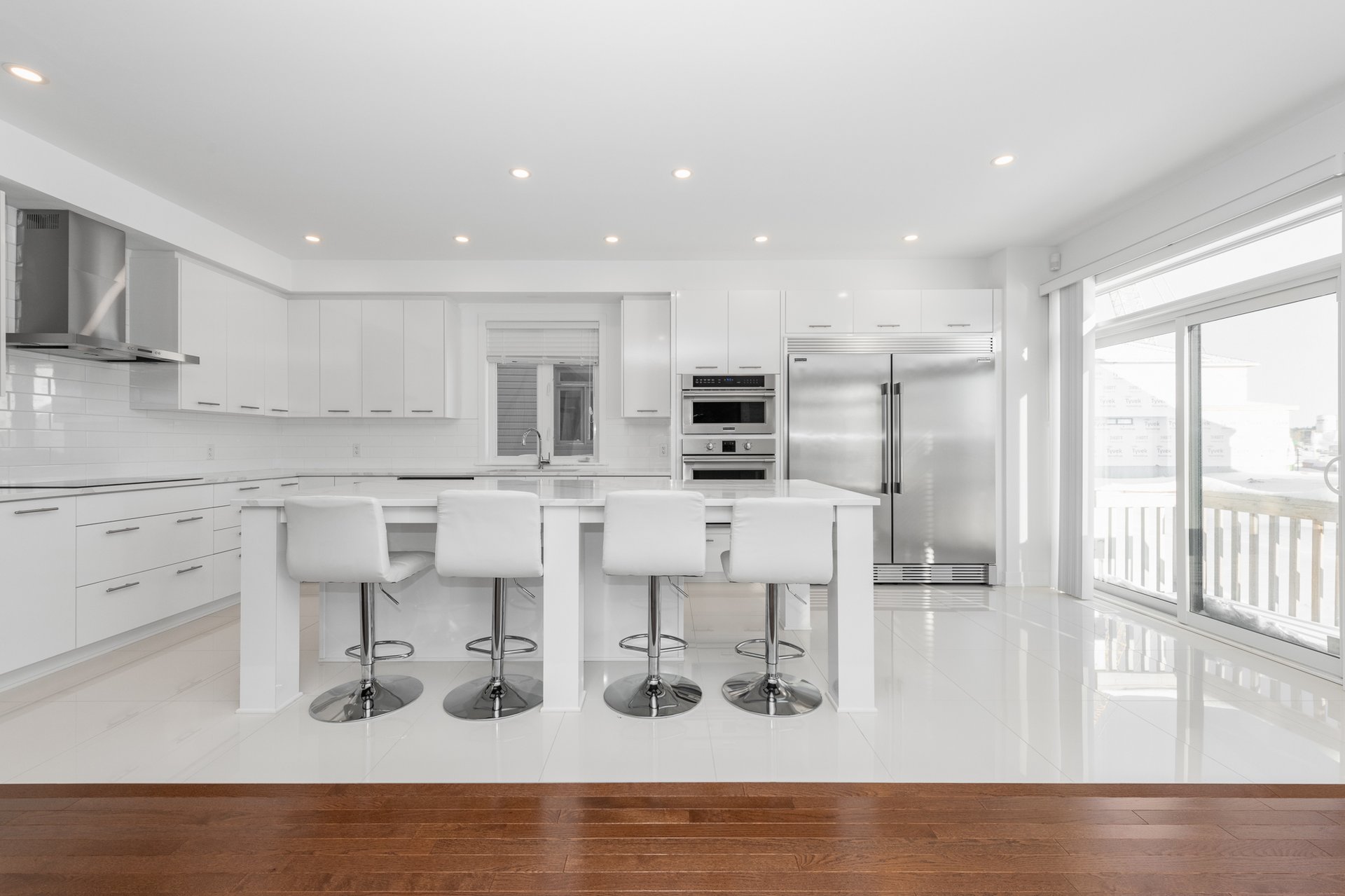 56 Pinner Rd