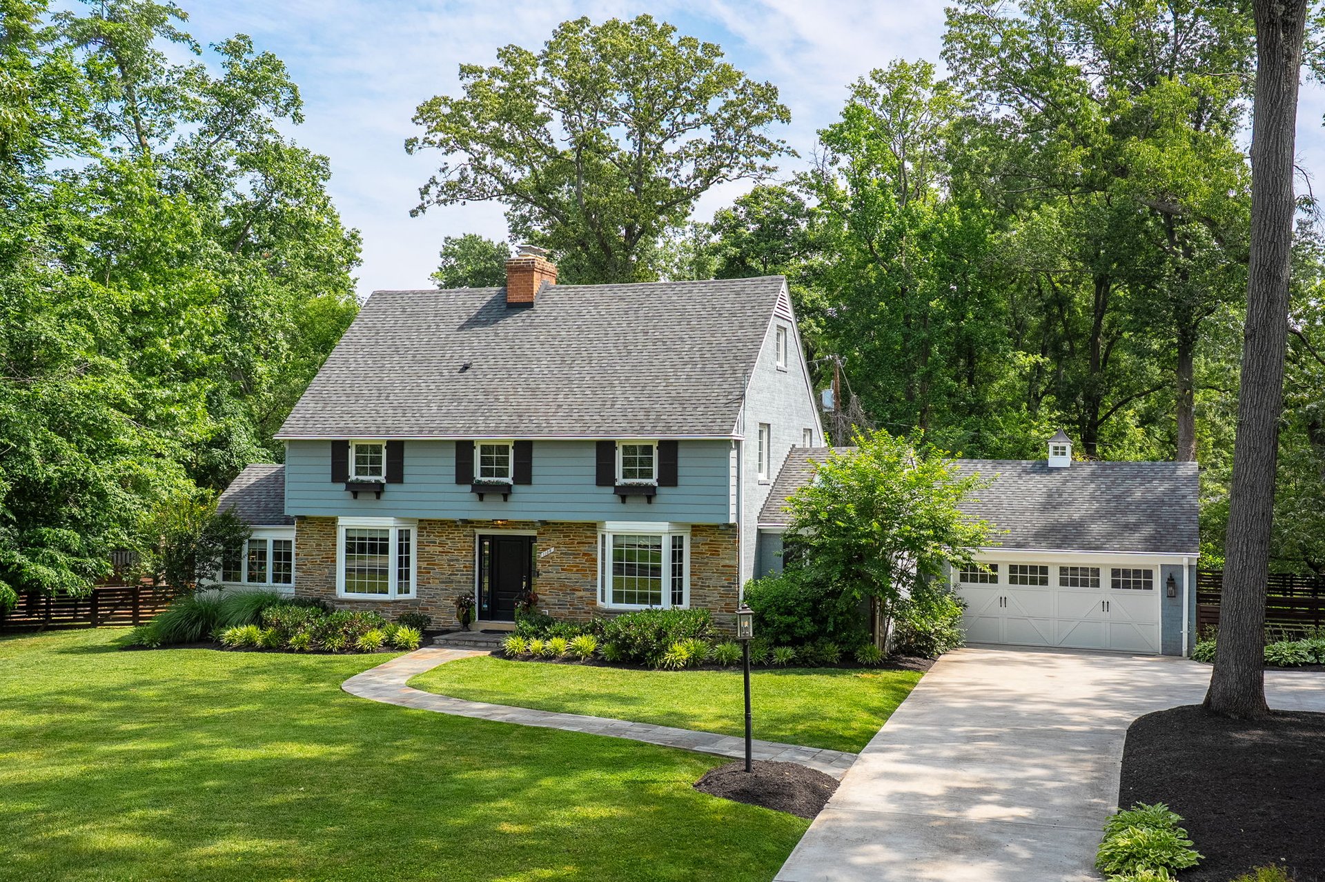 1138 Cameron Rd
