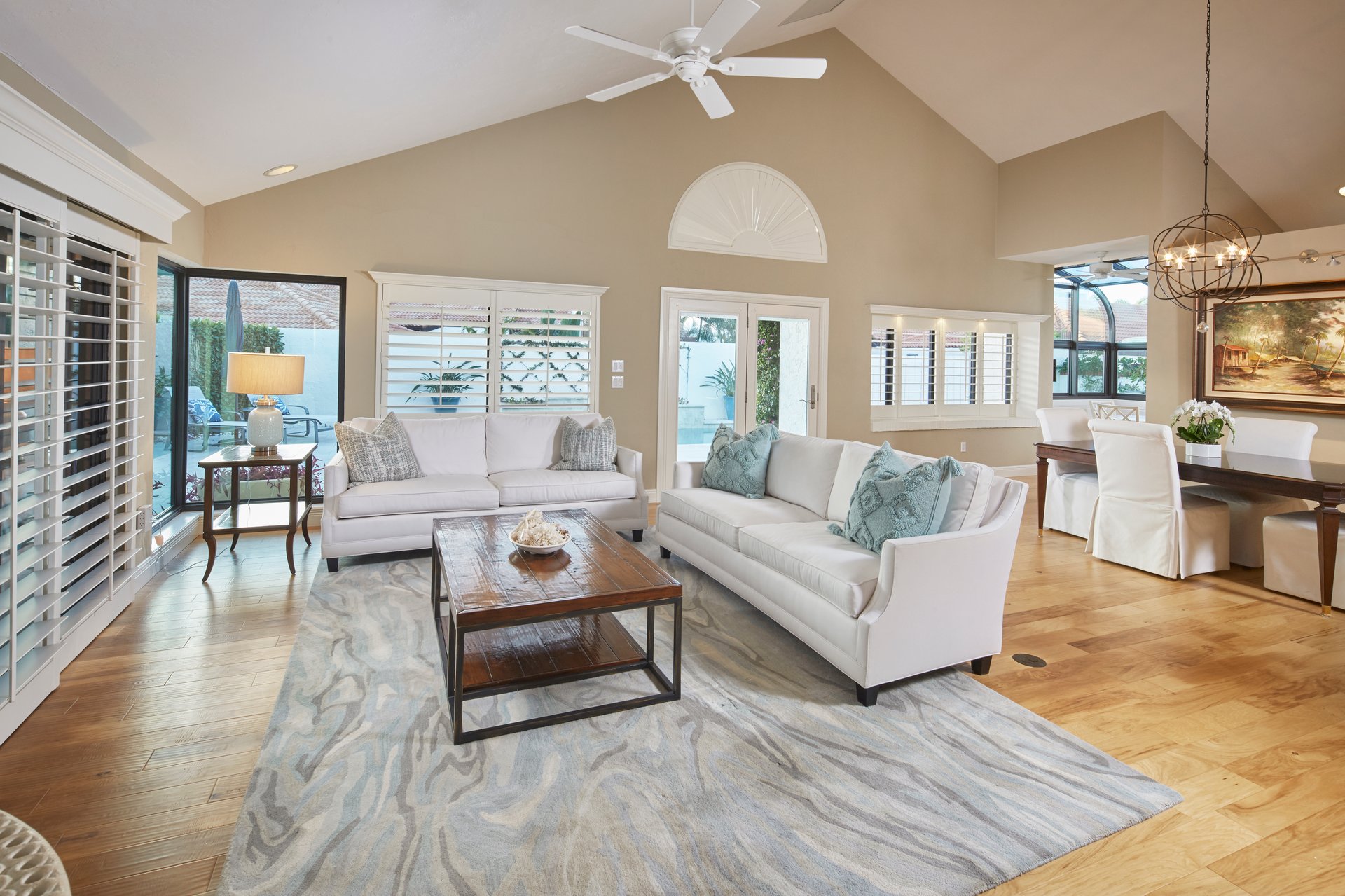 BAY VILLAS