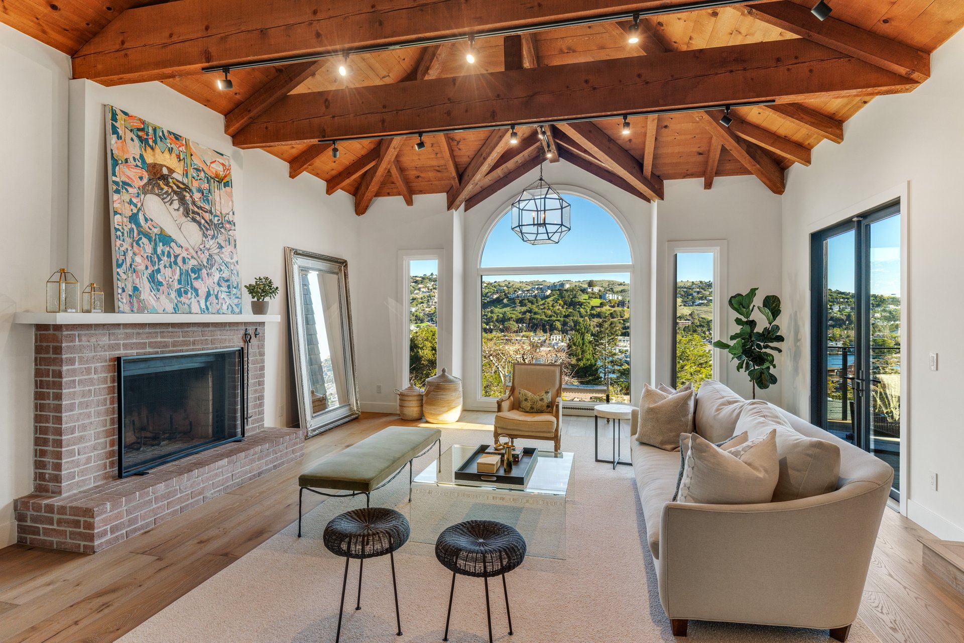 Stylish and Renovated Belvedere Beauty