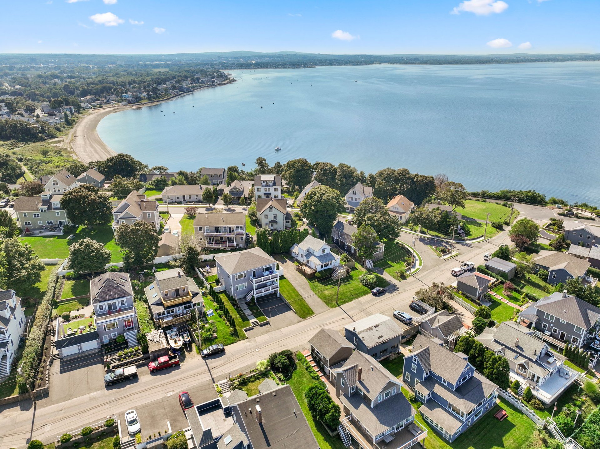 118 Sea Ave