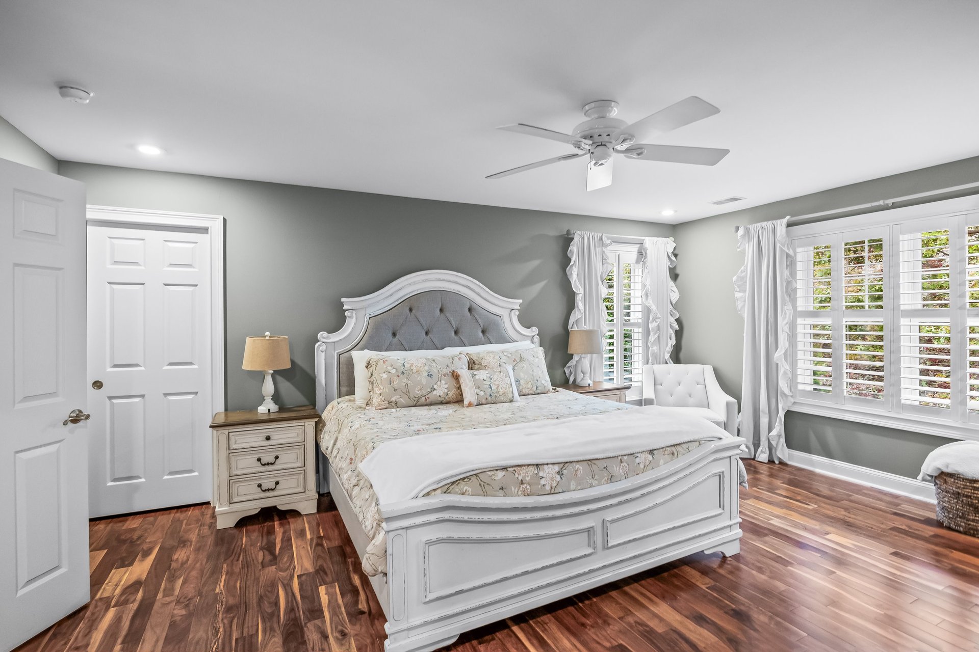 2A Laurel Dr