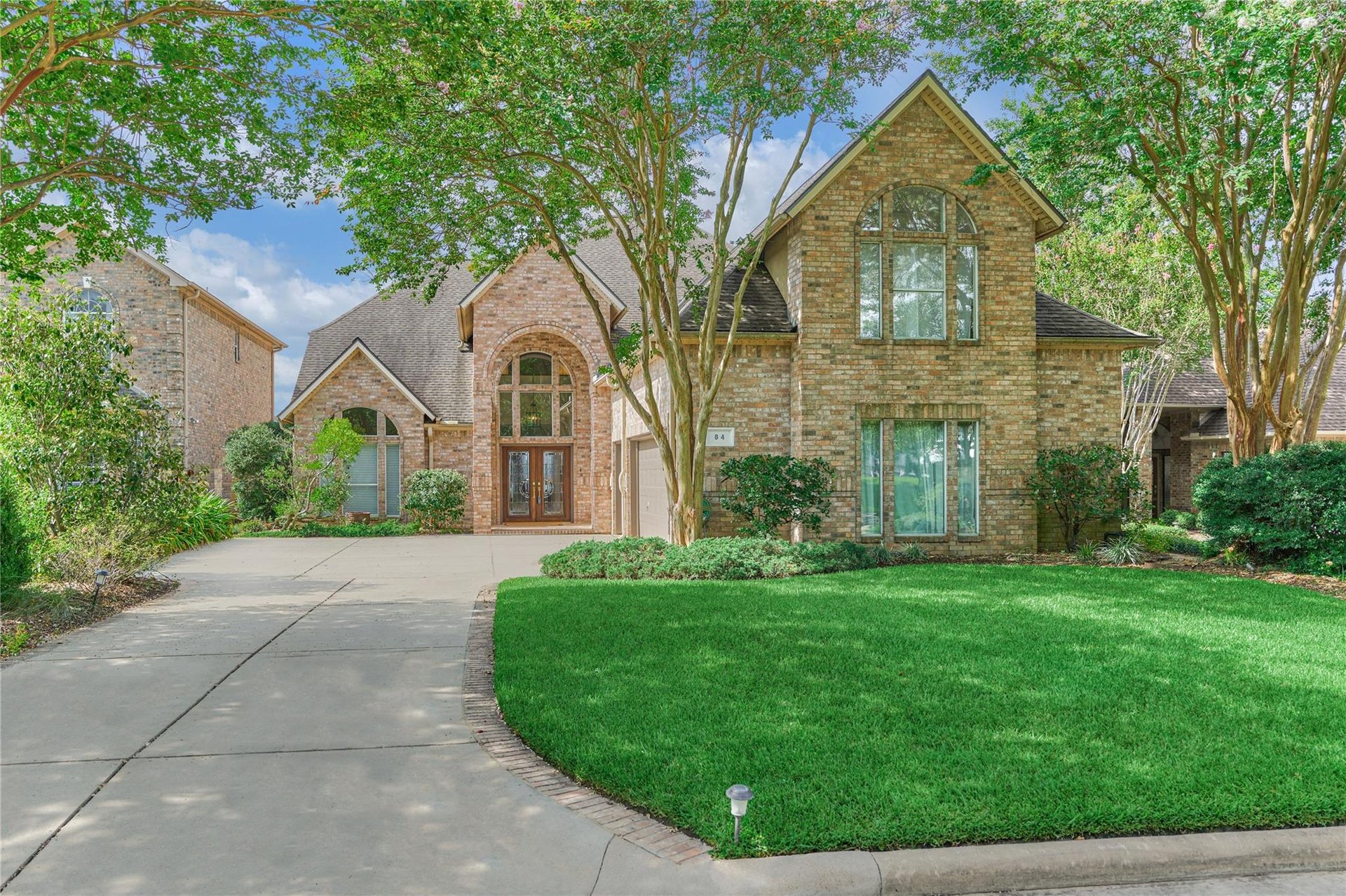 84 Waterford Way