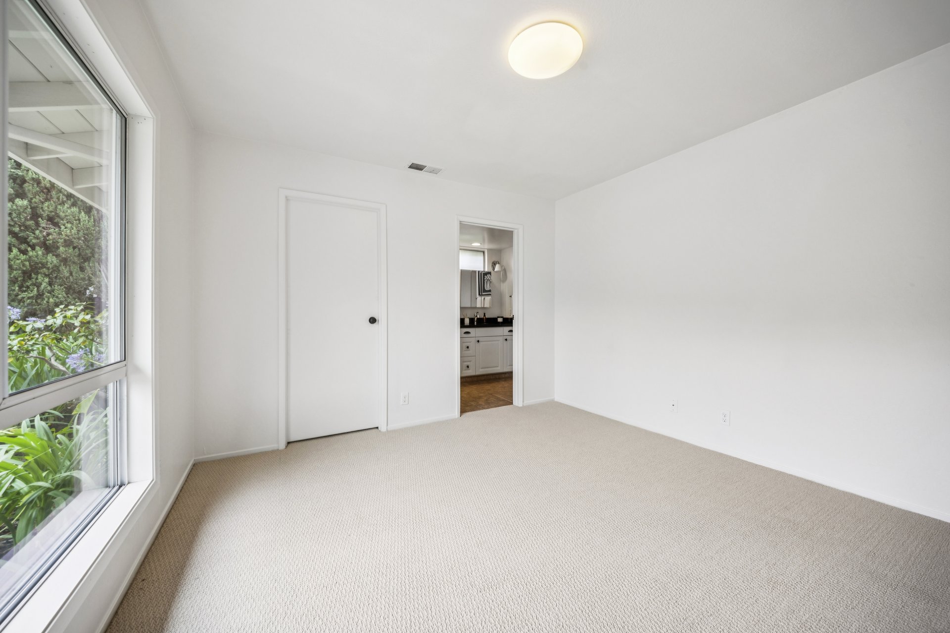 Single-Level Living
