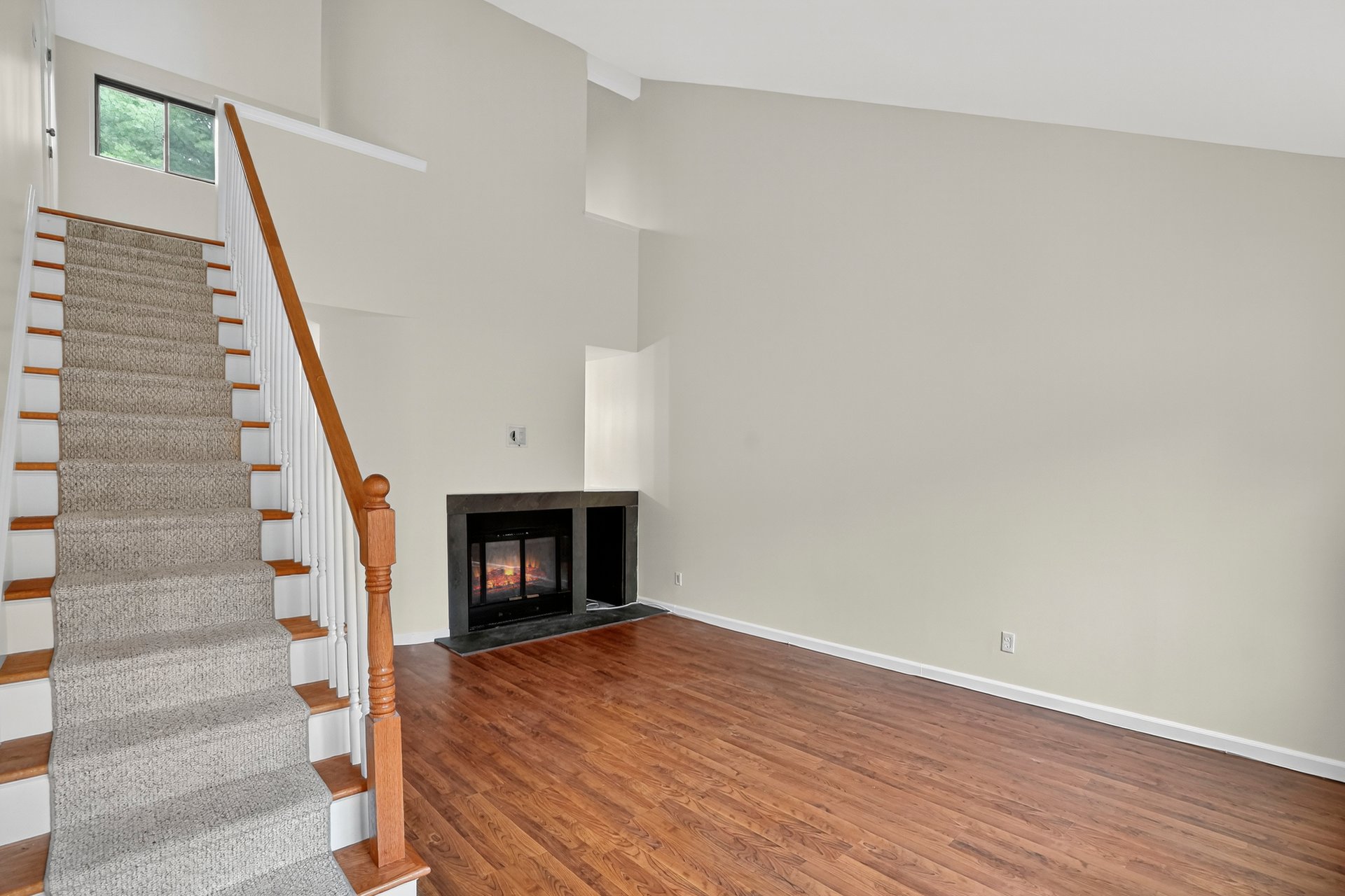 16 Fox Run Road