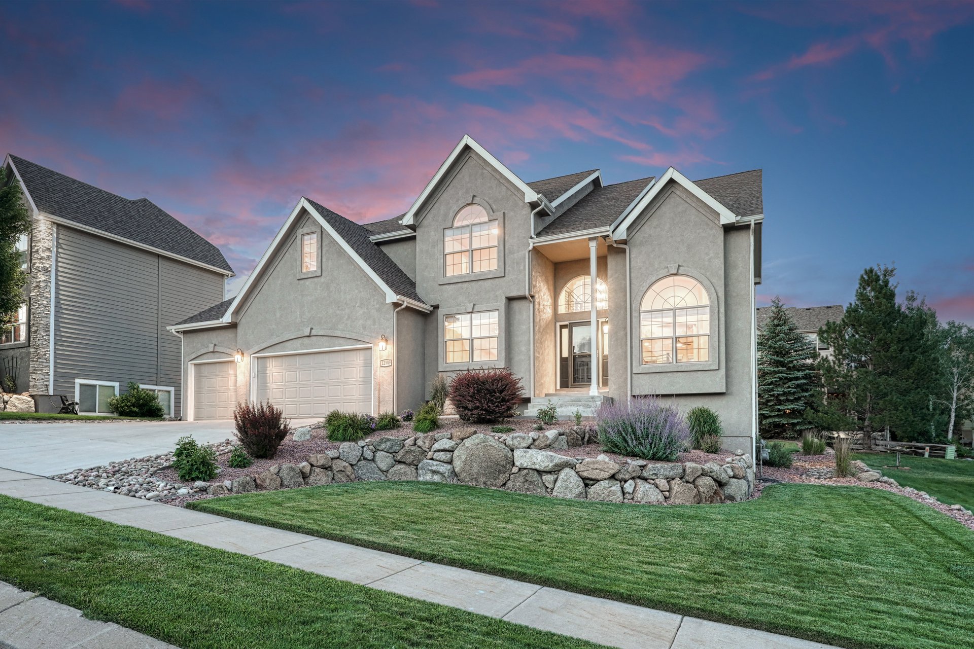 12589 Highland Oaks Place