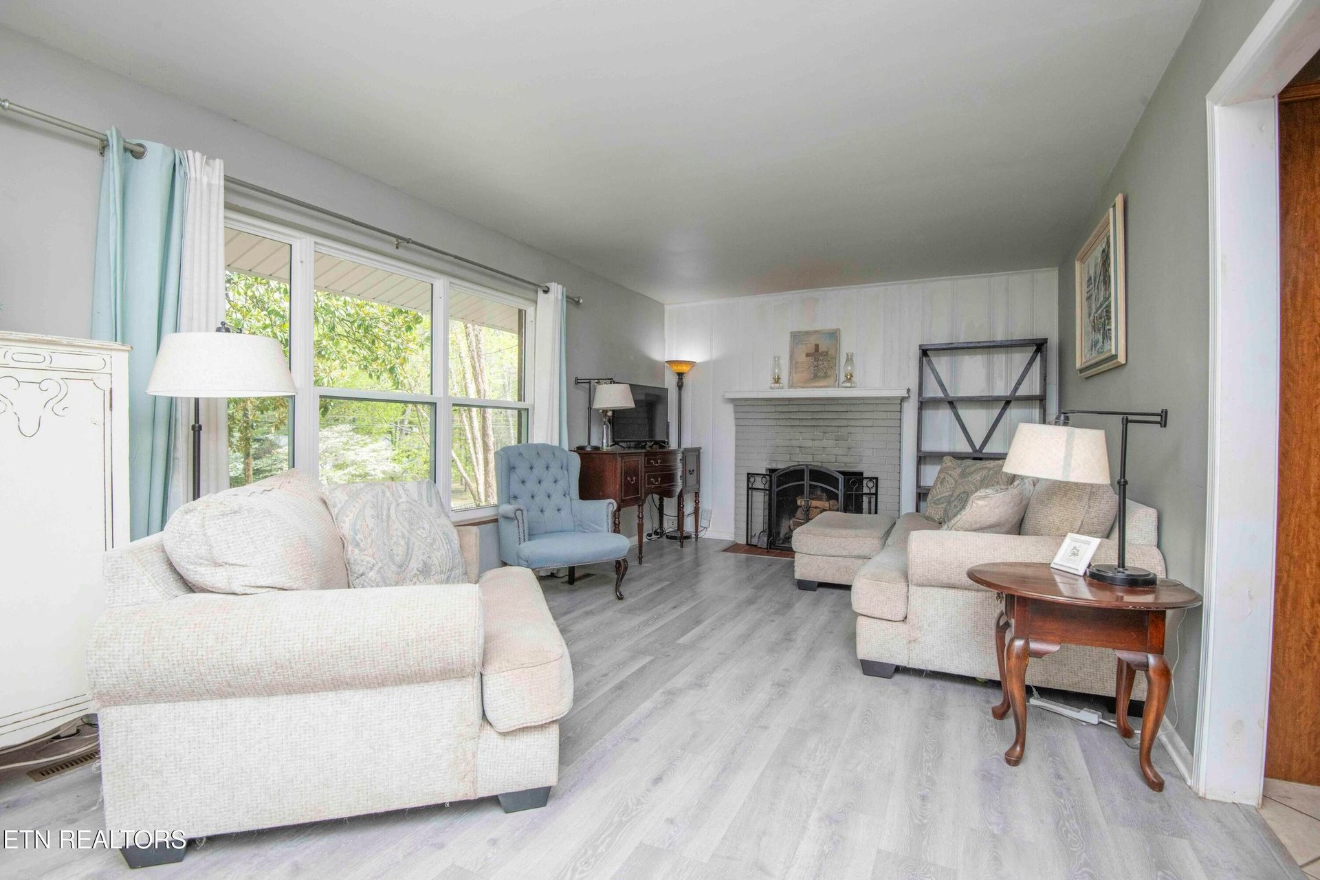 1212 Pilleaux Dr