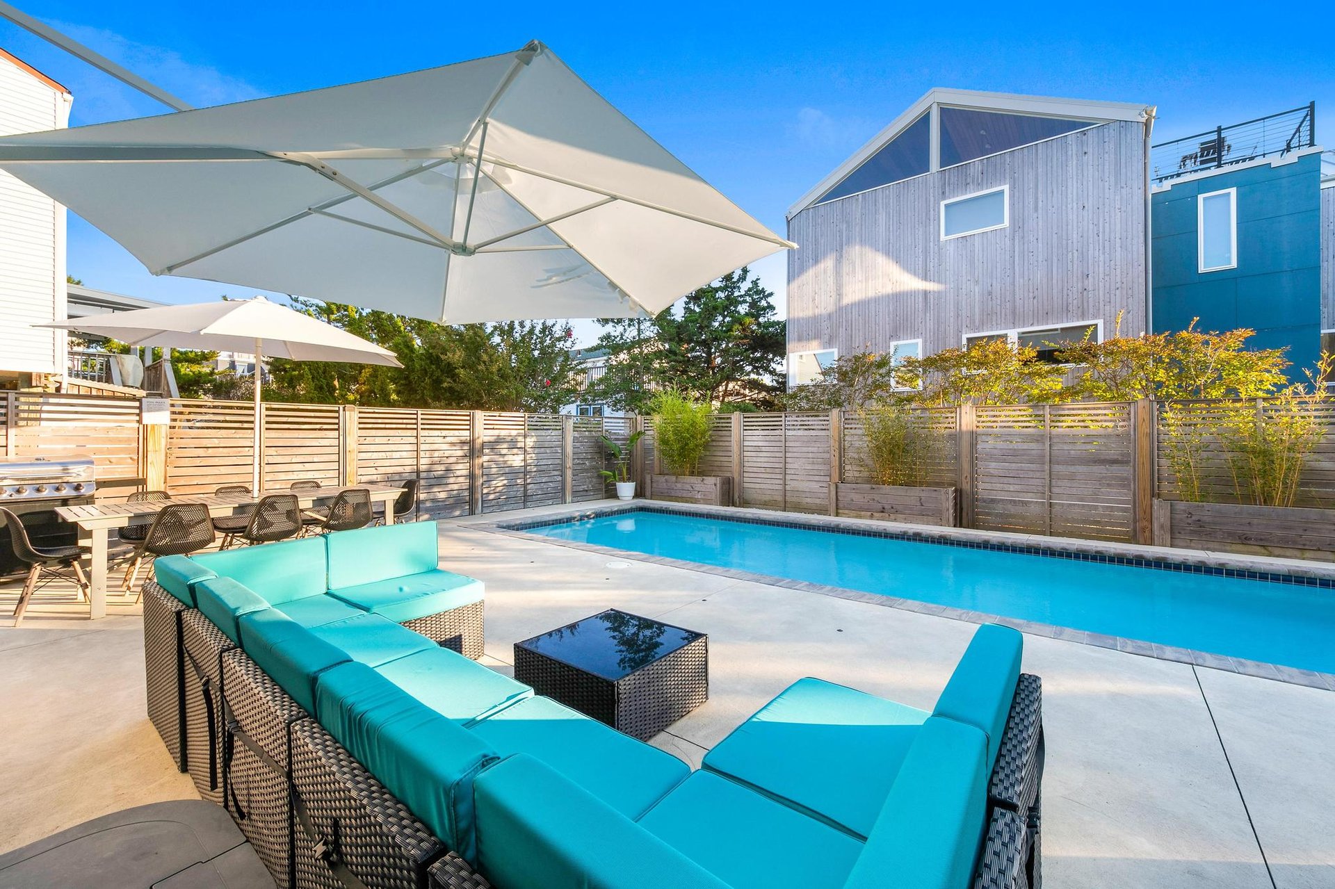 2 E. 33rd Street, Brant Beach