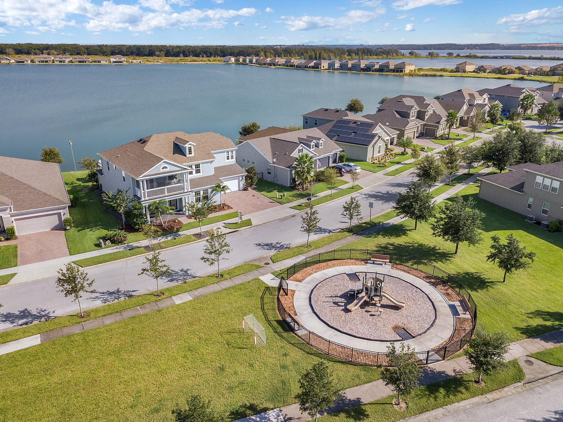 579 Blue Cypress Dr