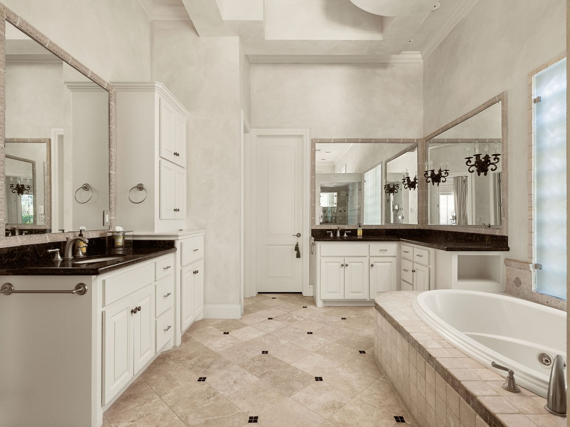 2808 Calaw Cove