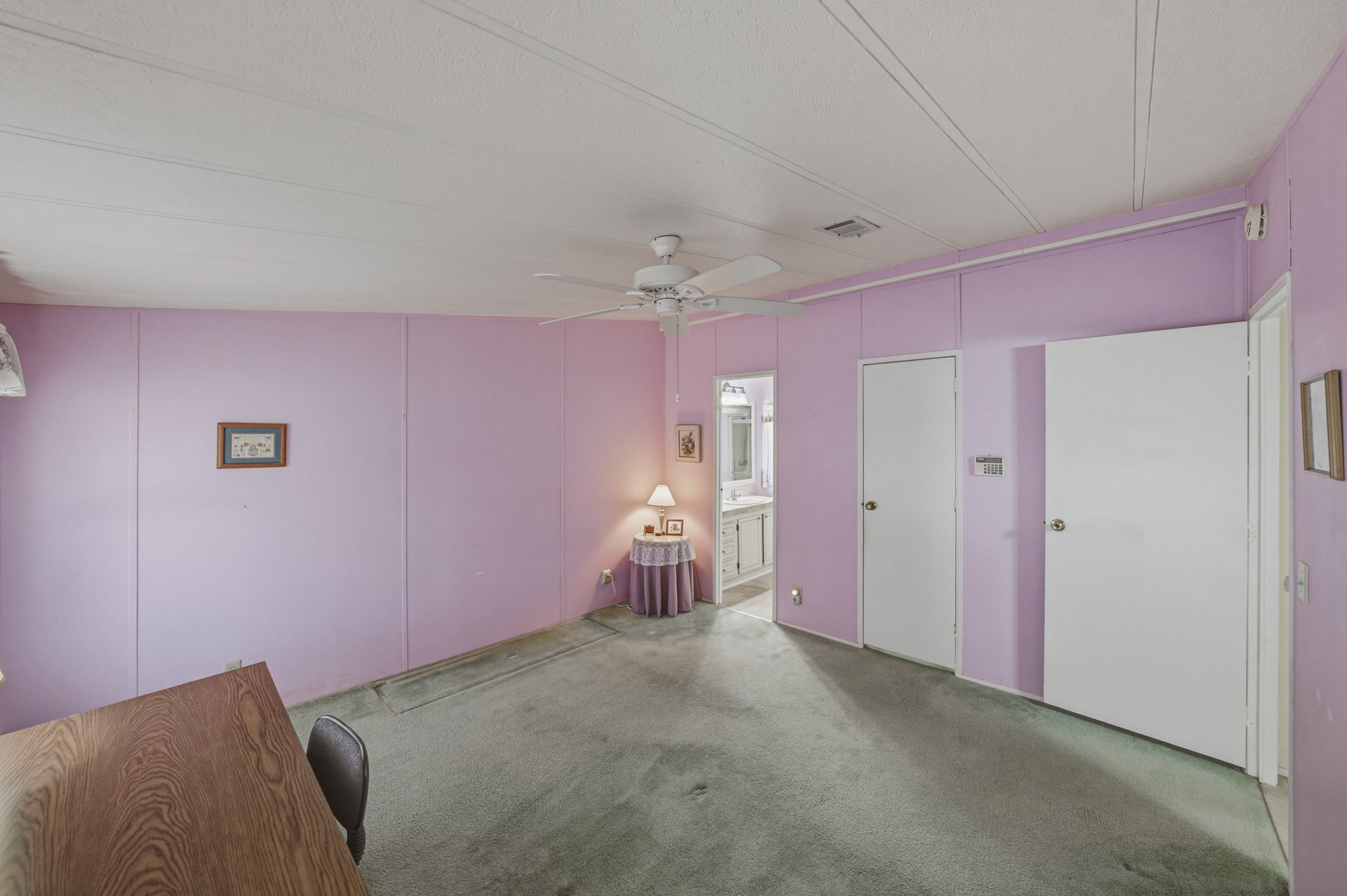 5556 RIVIERA DR