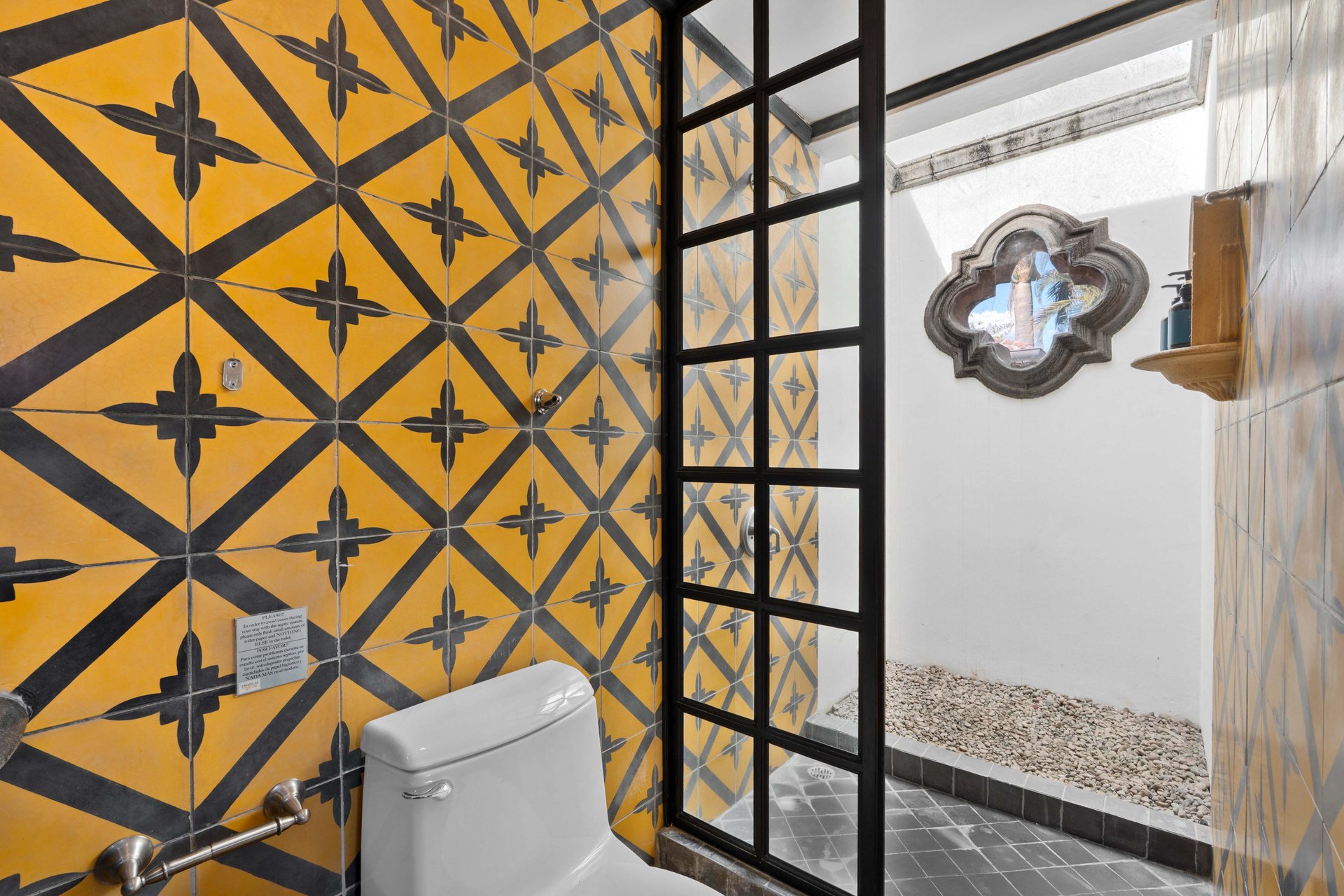 Villa Cerca del Mar 5 | Beach House in Highly Coveted and Intimate Development in Tamarindo/Langosta