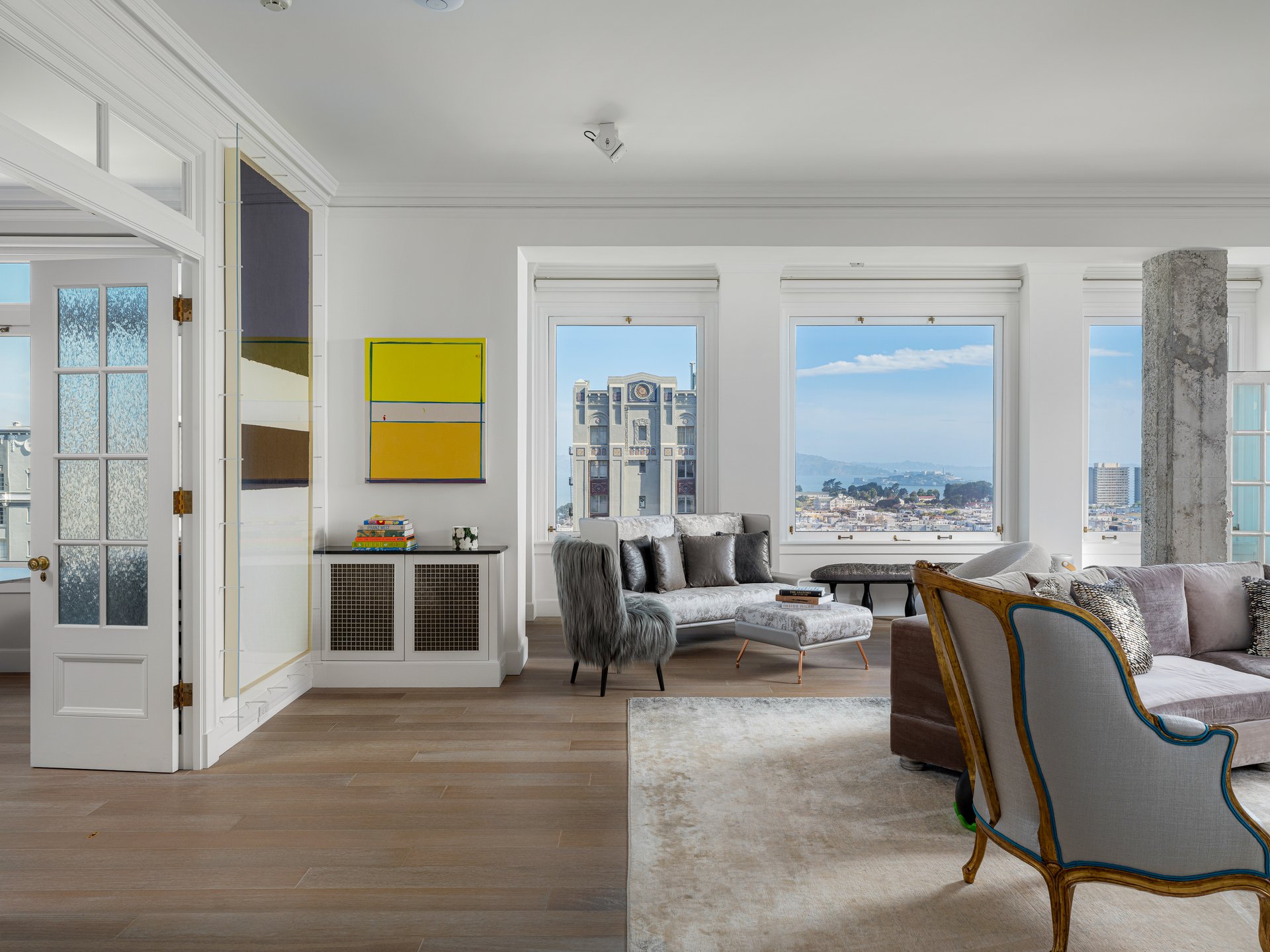 Magnificent Apartment at The Heights