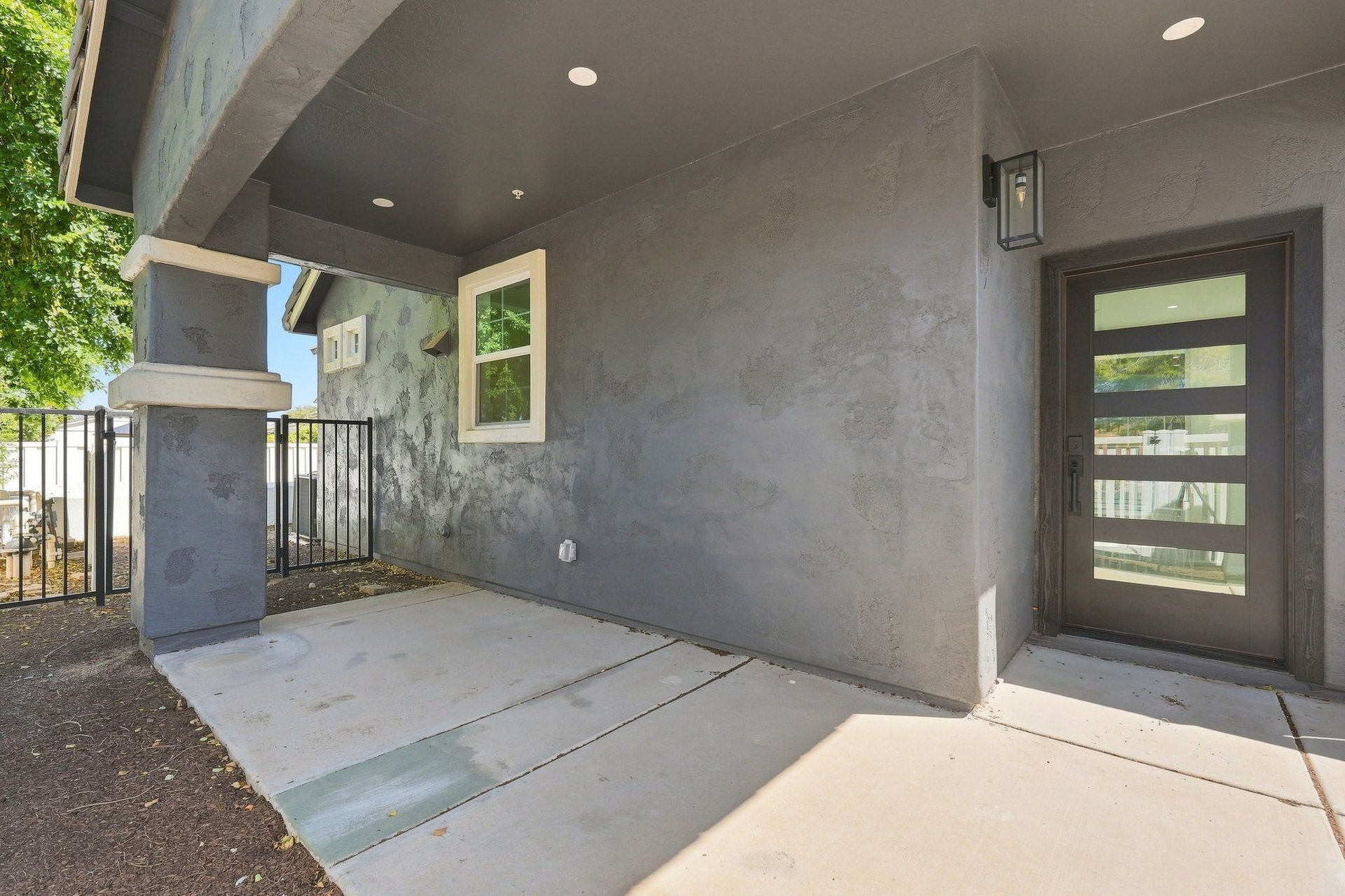 2974 E CAMELLIA Drive