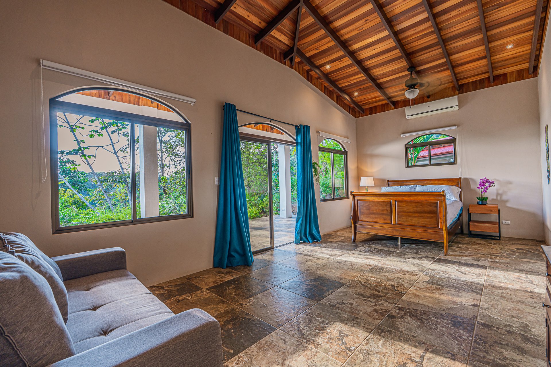 Sunset Ocean View Home on 2.6 Acres Platanillo