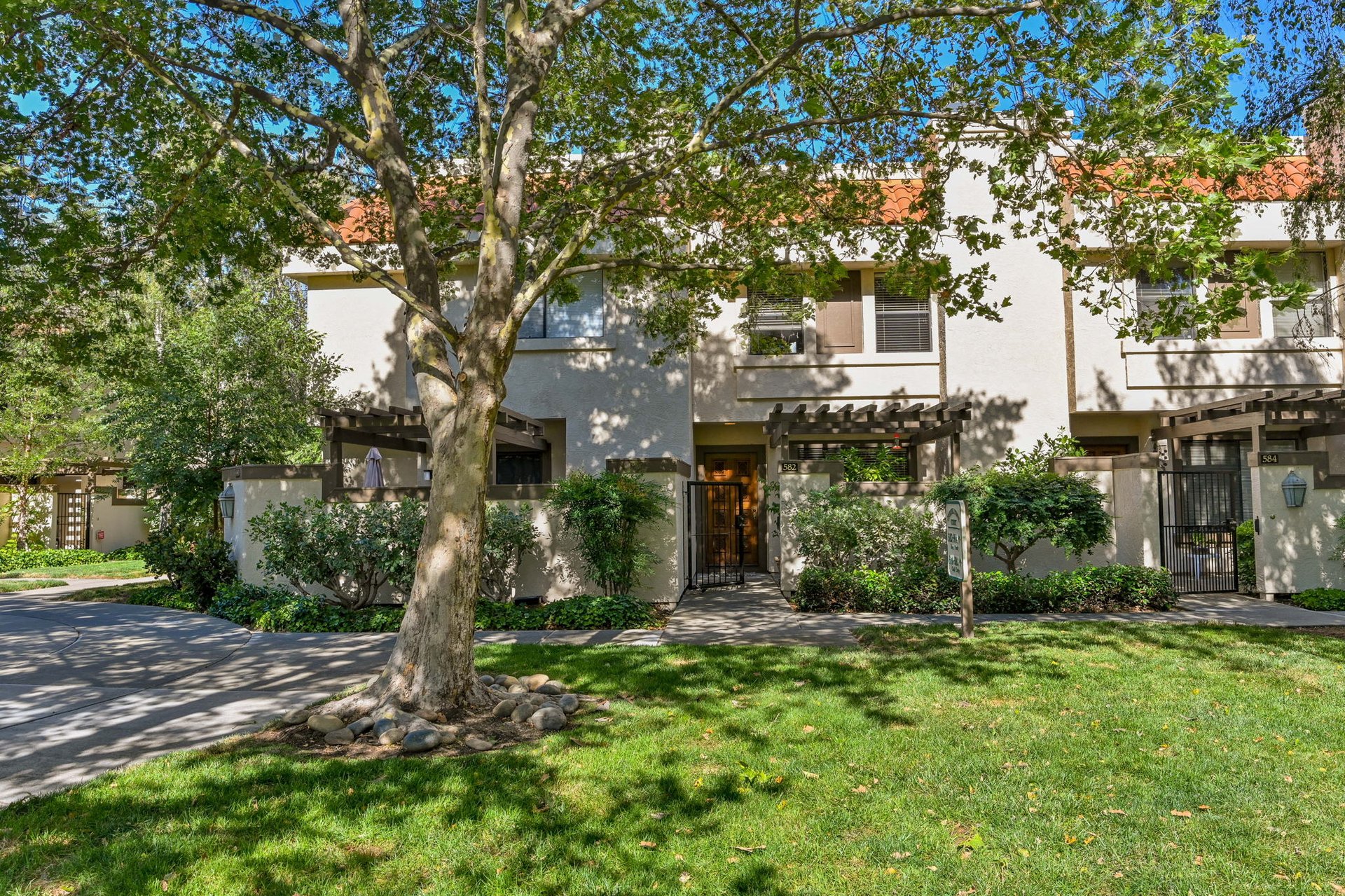582 Churchill Downs Ct, Walnut Creek