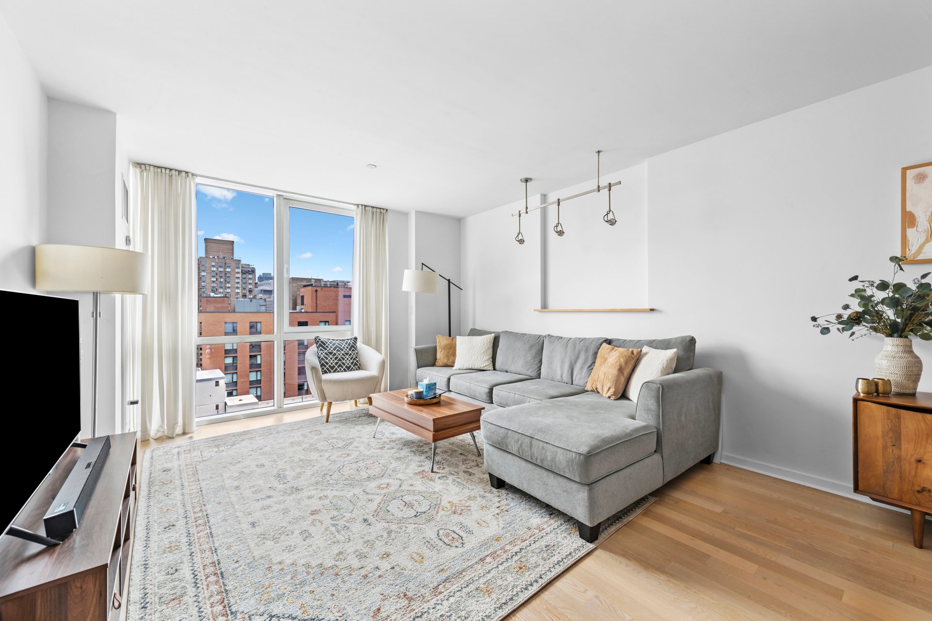 340 East 23rd Street 16E
