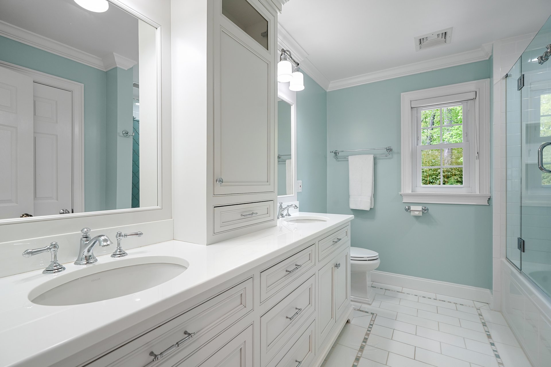 18 N Nabby Rd, Danbury, CT 06811