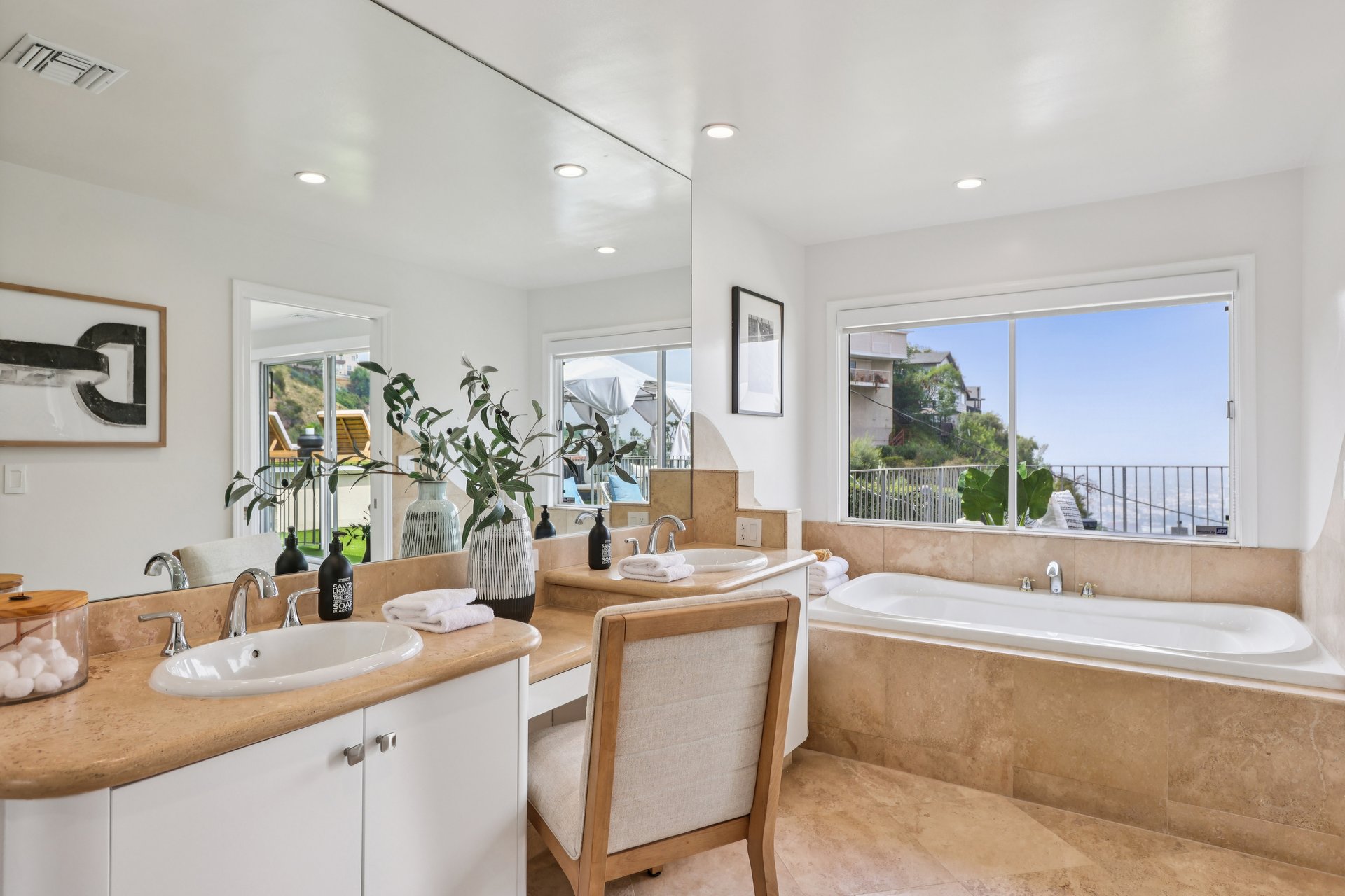 8715 Sunset Plaza Ter, Sunset Strip