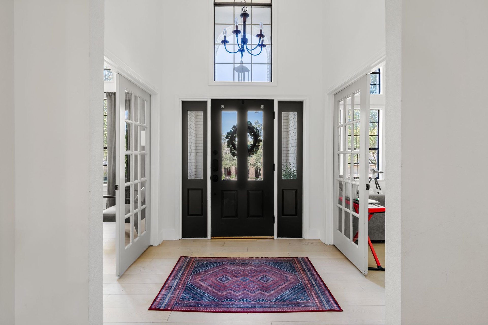 7302 Anaqua Dr