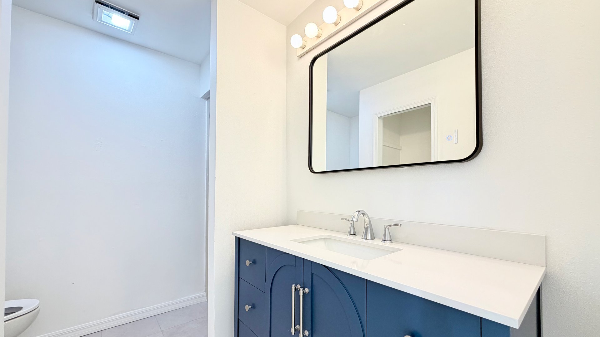 Longwood Three-Bedroom, Two-Bathroom Duplex for Lease on Lake Wayman