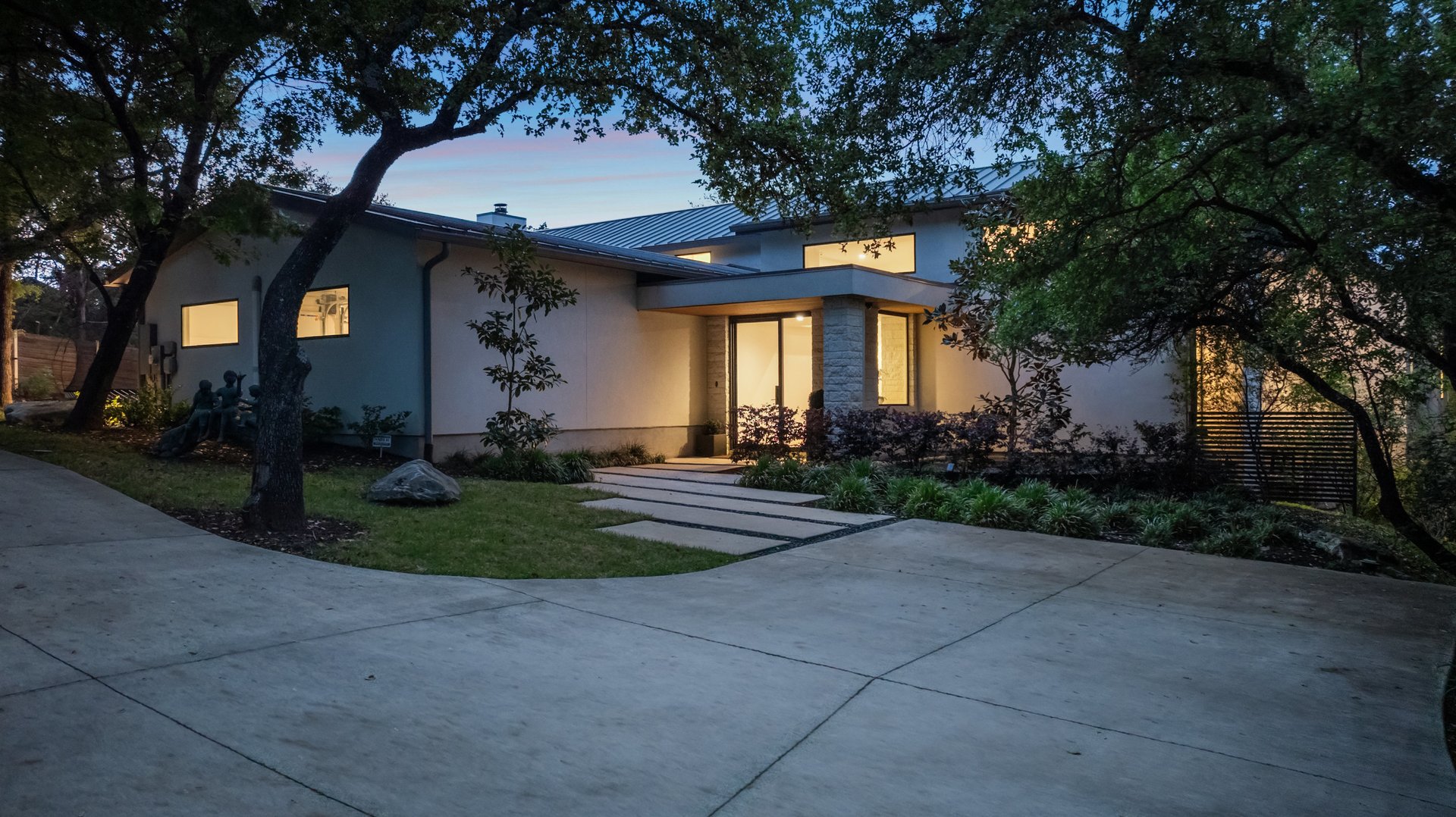 Modern Luxury Meets Natural Serenity