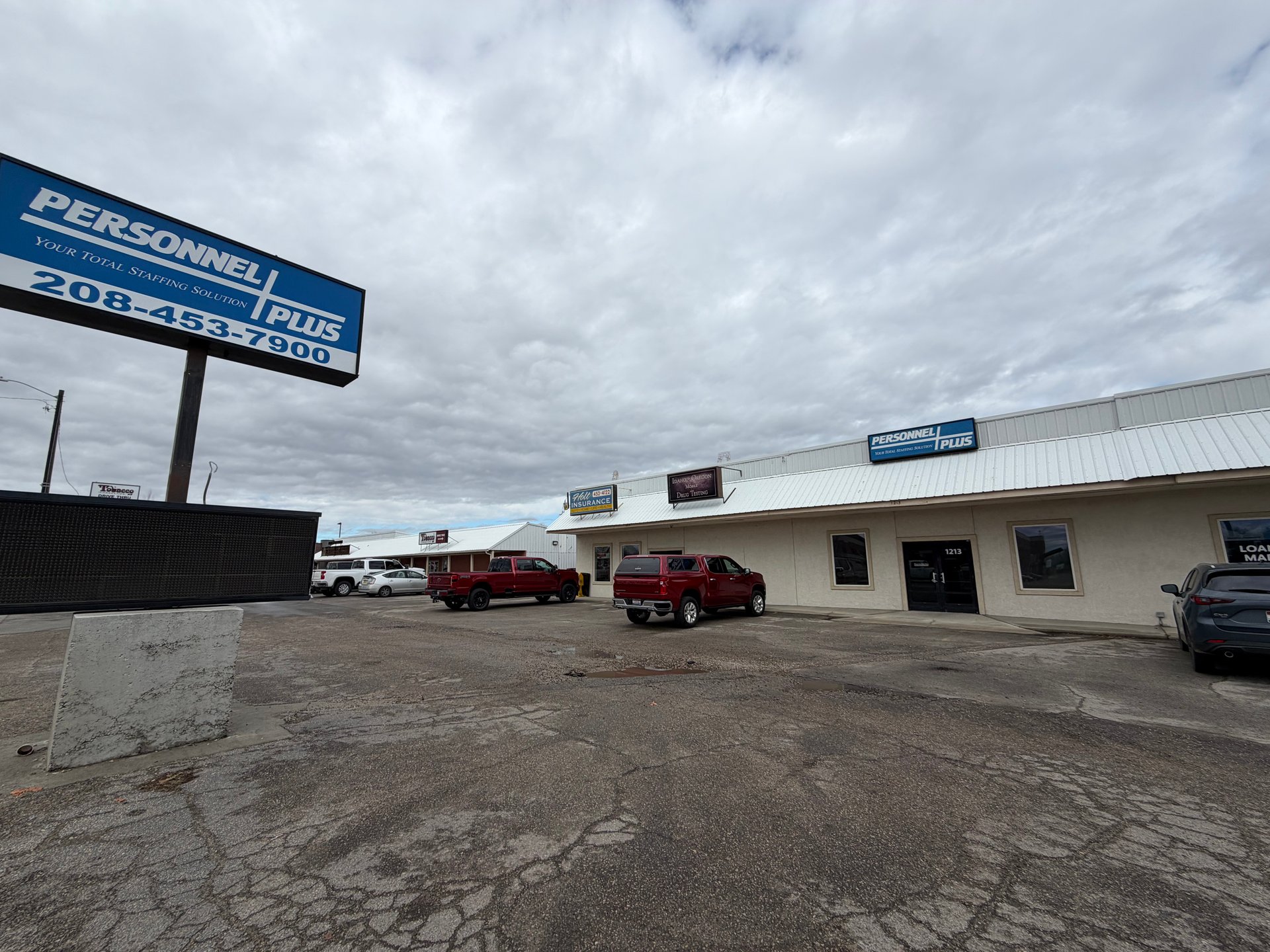1211 NW 16th 