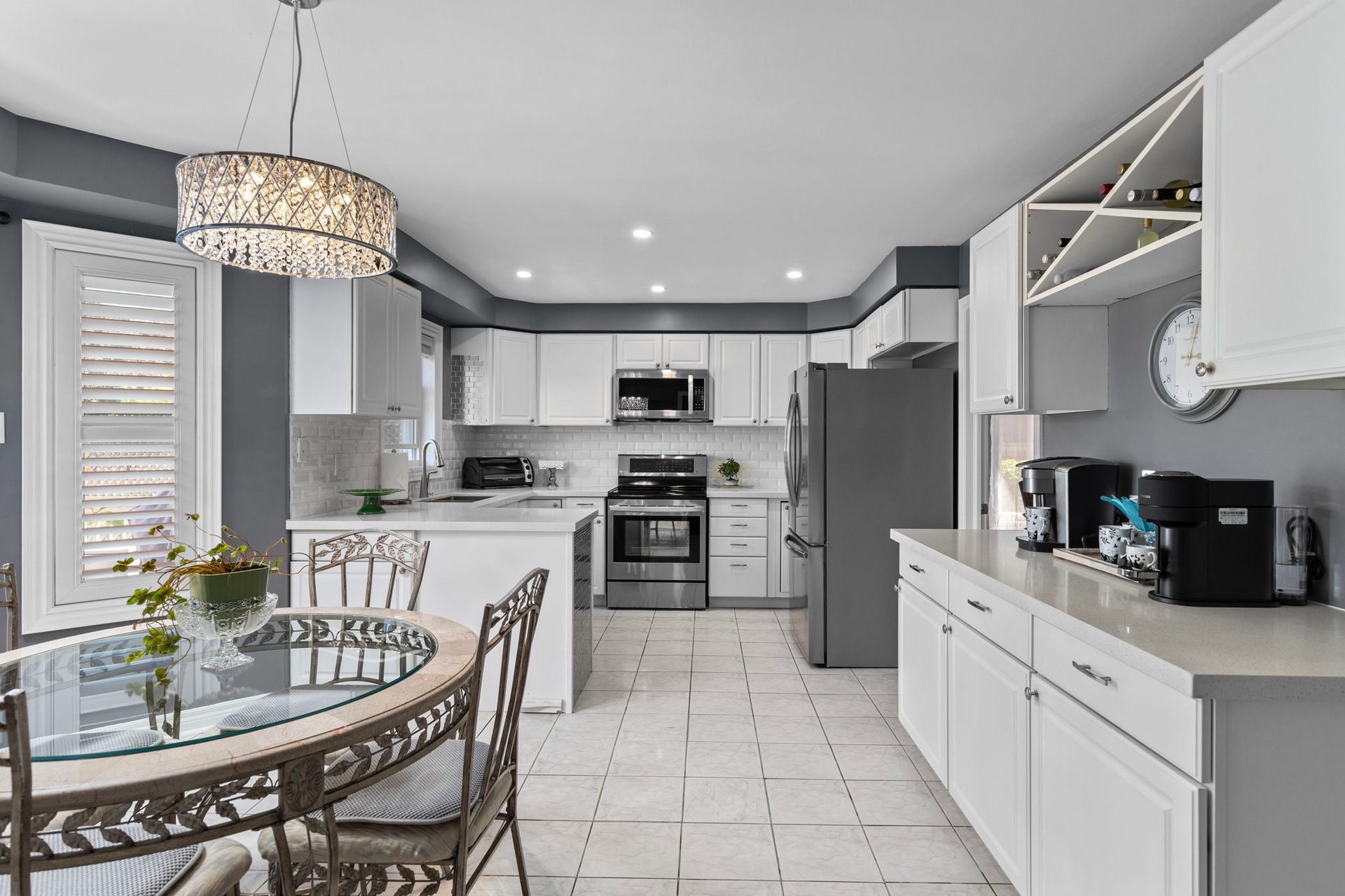 90 Bishop Drive, Barrie