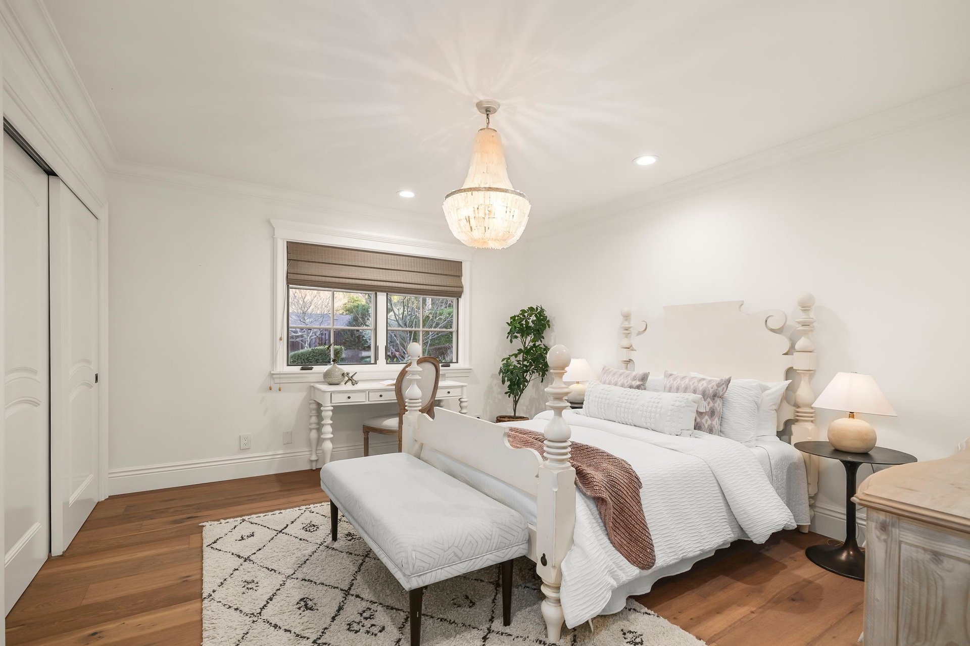 322 W Prospect Ave