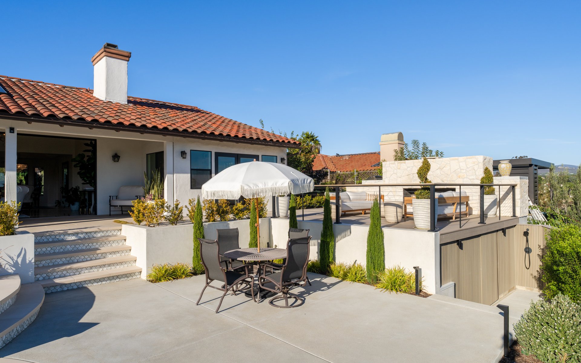 905 Olive Crest Dr.