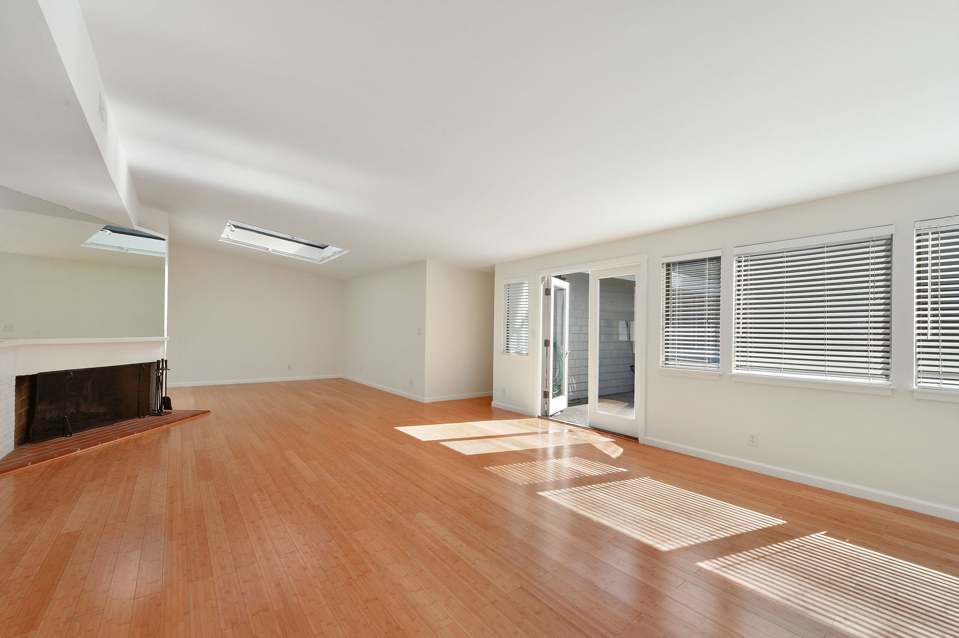 301 San Rafael