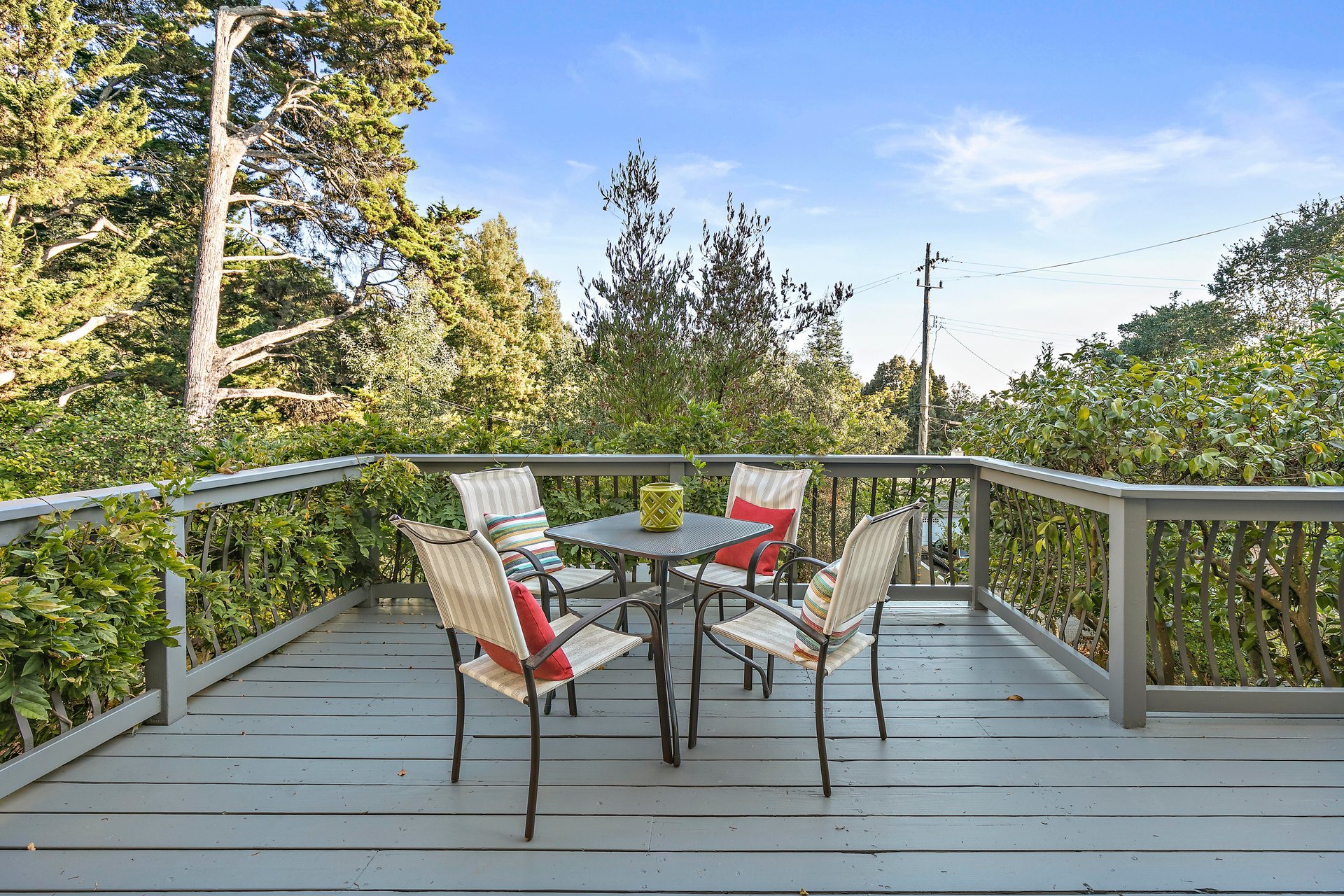 2357 Thackeray Drive