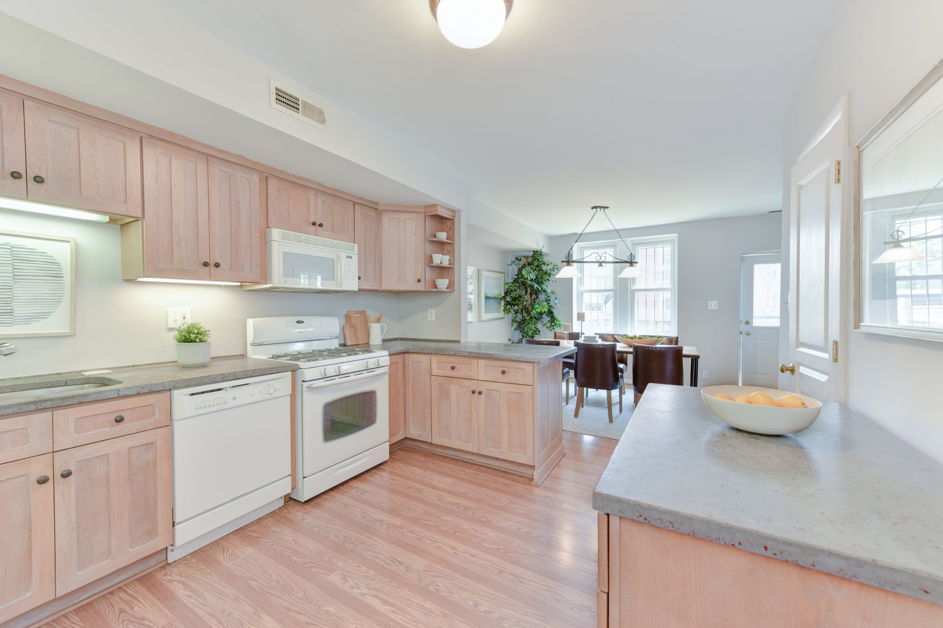 1507 3rd St NW