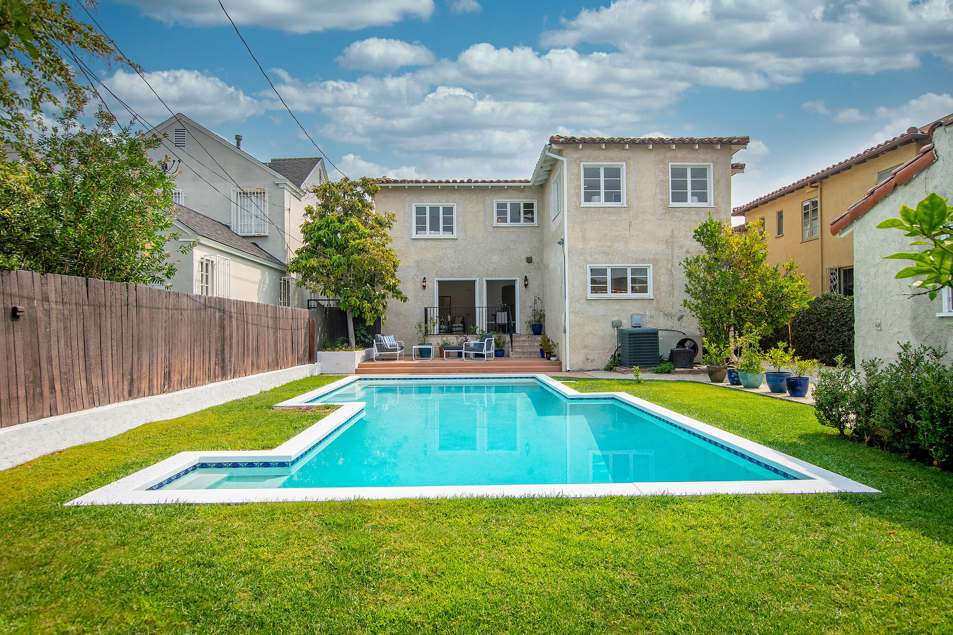 109 South Formosa Avenue