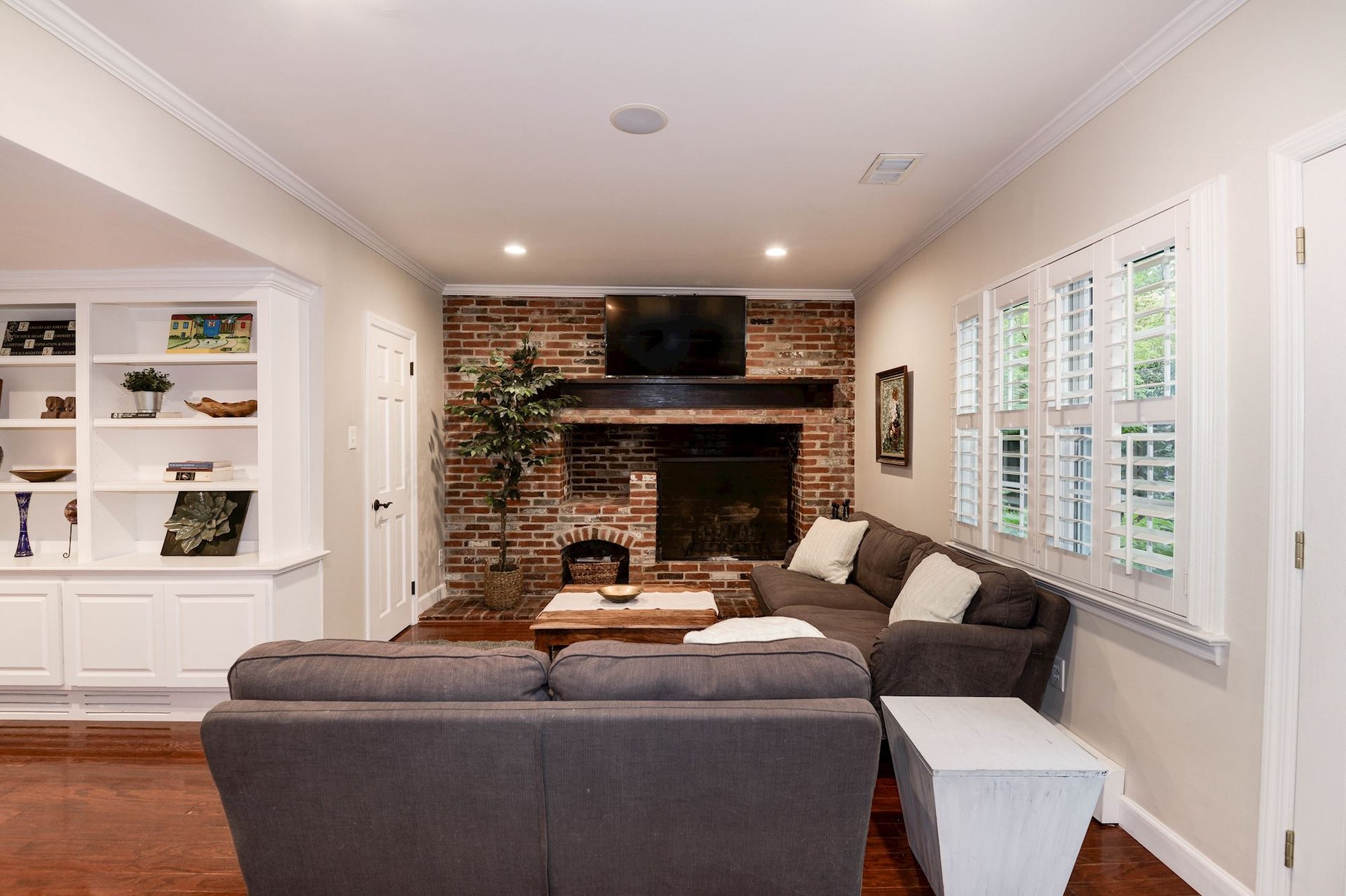 Beverley Hills Charm
