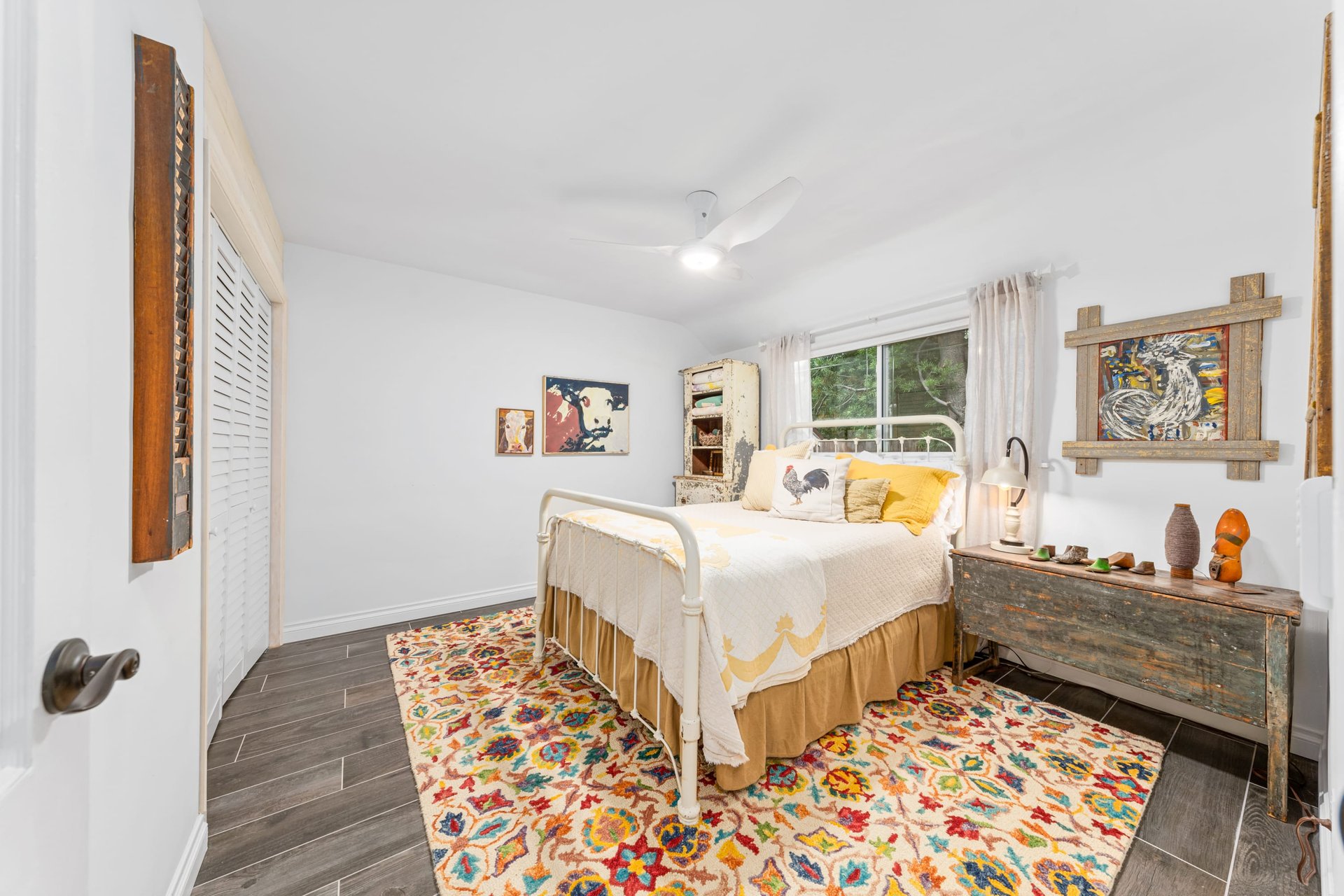 23222 Ostronic Dr, Woodland Hills