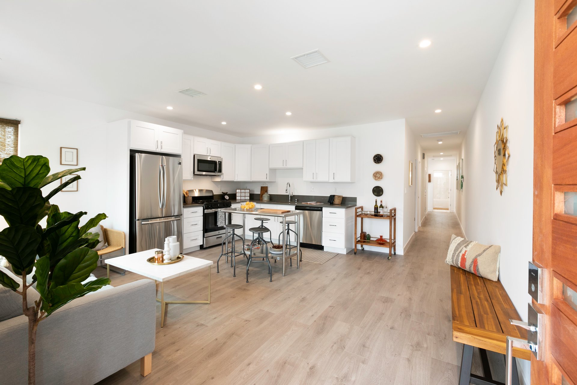 Remodeled and Vacant Mid-City Duplex!